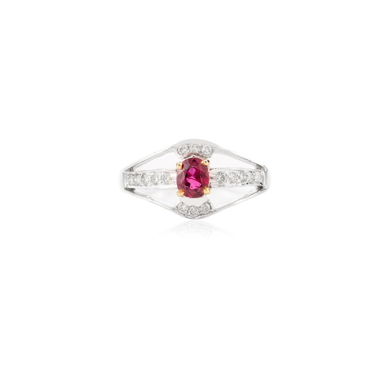 Bague De Fiançailles En Or Blanc 14 Carats Avec Rubis Naturel Et Diamants - Taille Sur Mesure