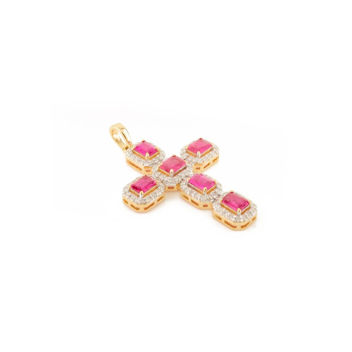 Pendentif croix en or jaune massif 18 carats véritable avec rubis rond de 1,10 carat et diamants en vente 3