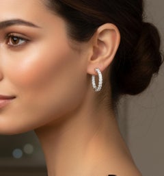 Pendientes de aro Huggies de oro blanco auténtico de 14 quilates con diamantes redondos de talla brillante de 3,21 quilates