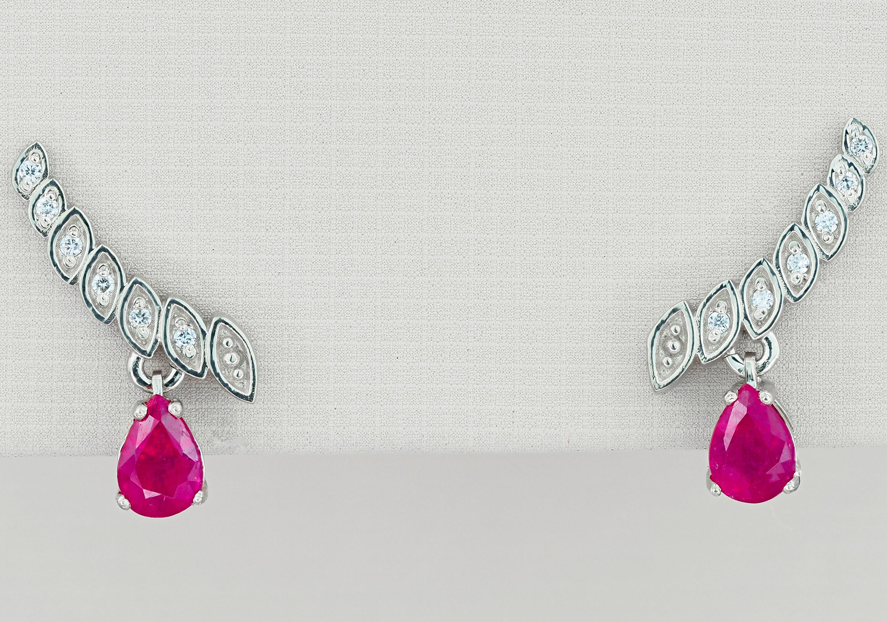 Pear Cut Genuine 1.5 ct rubies and diamonds earrings studs For Sale