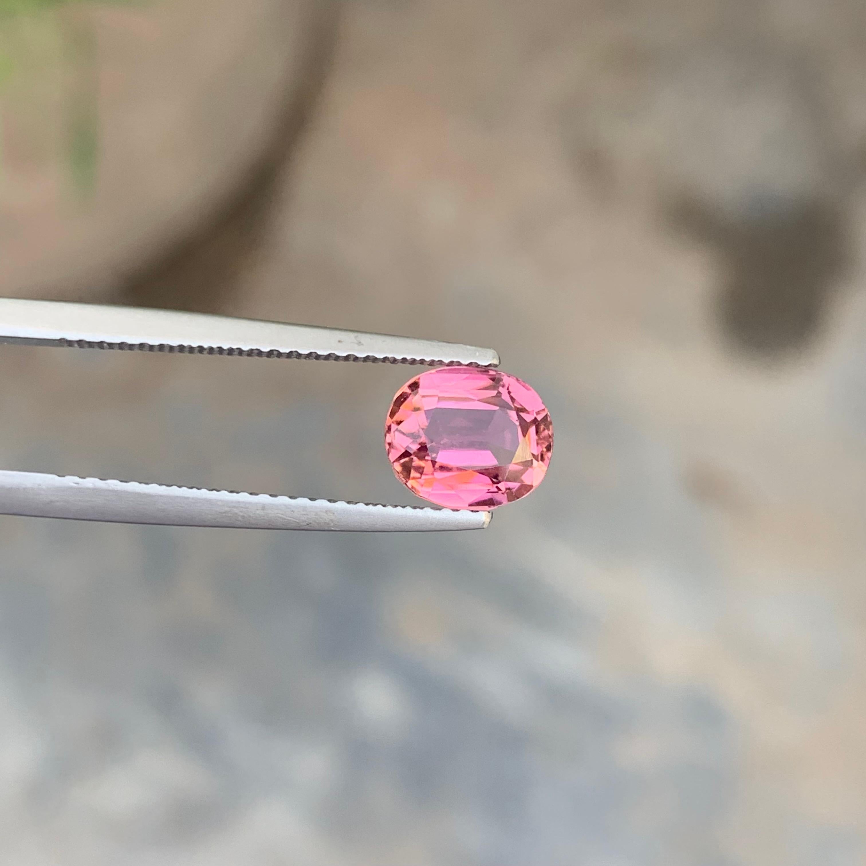 Genuine 1.70 Carat Natural Loose Pink Tourmaline Gemstone from Afghanistan Mine  In New Condition For Sale In Peshawar, PK