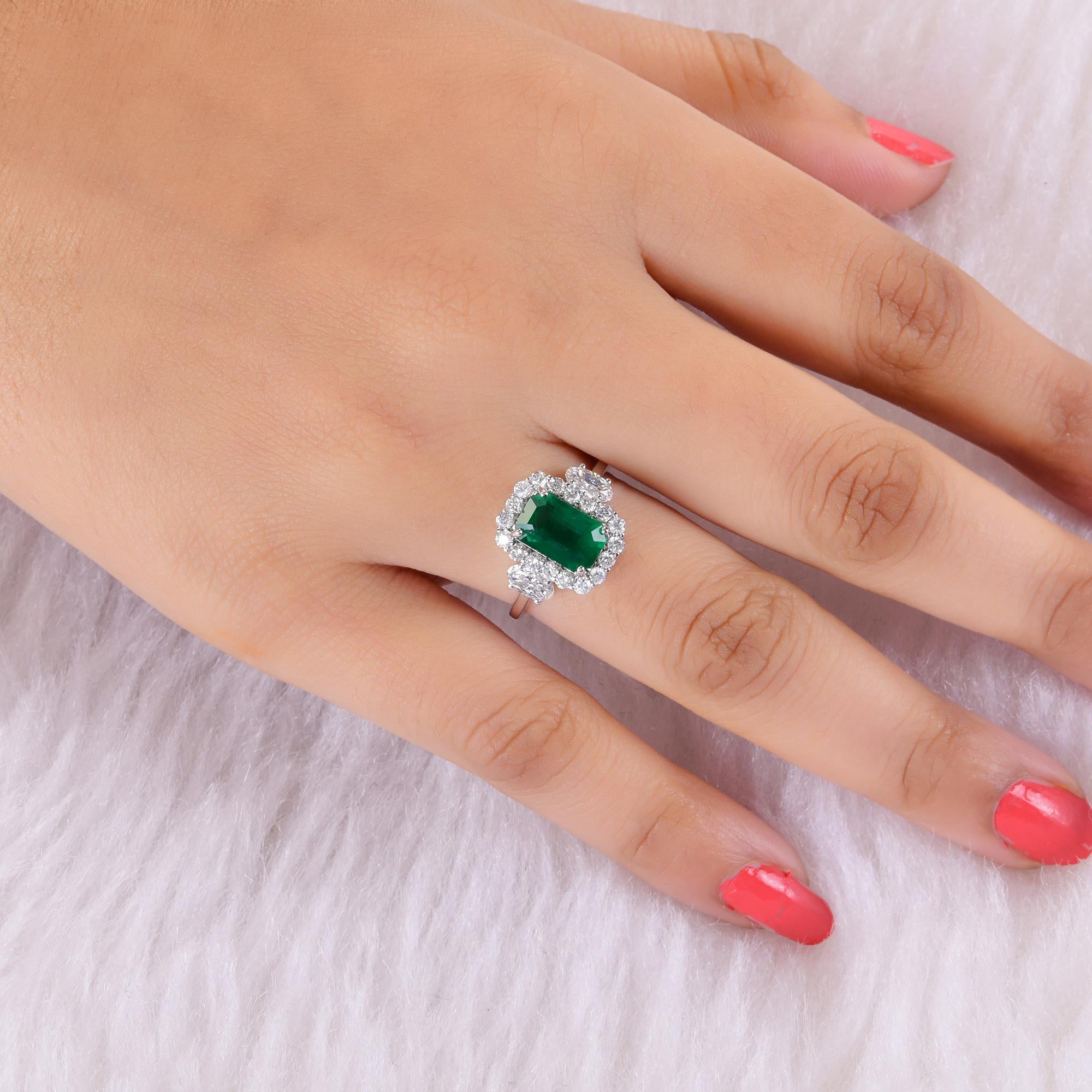 For Sale:  Genuine 1.83ct Zambian Emerald Diamond Halo Wedding Ring 18k White Gold Ring 2