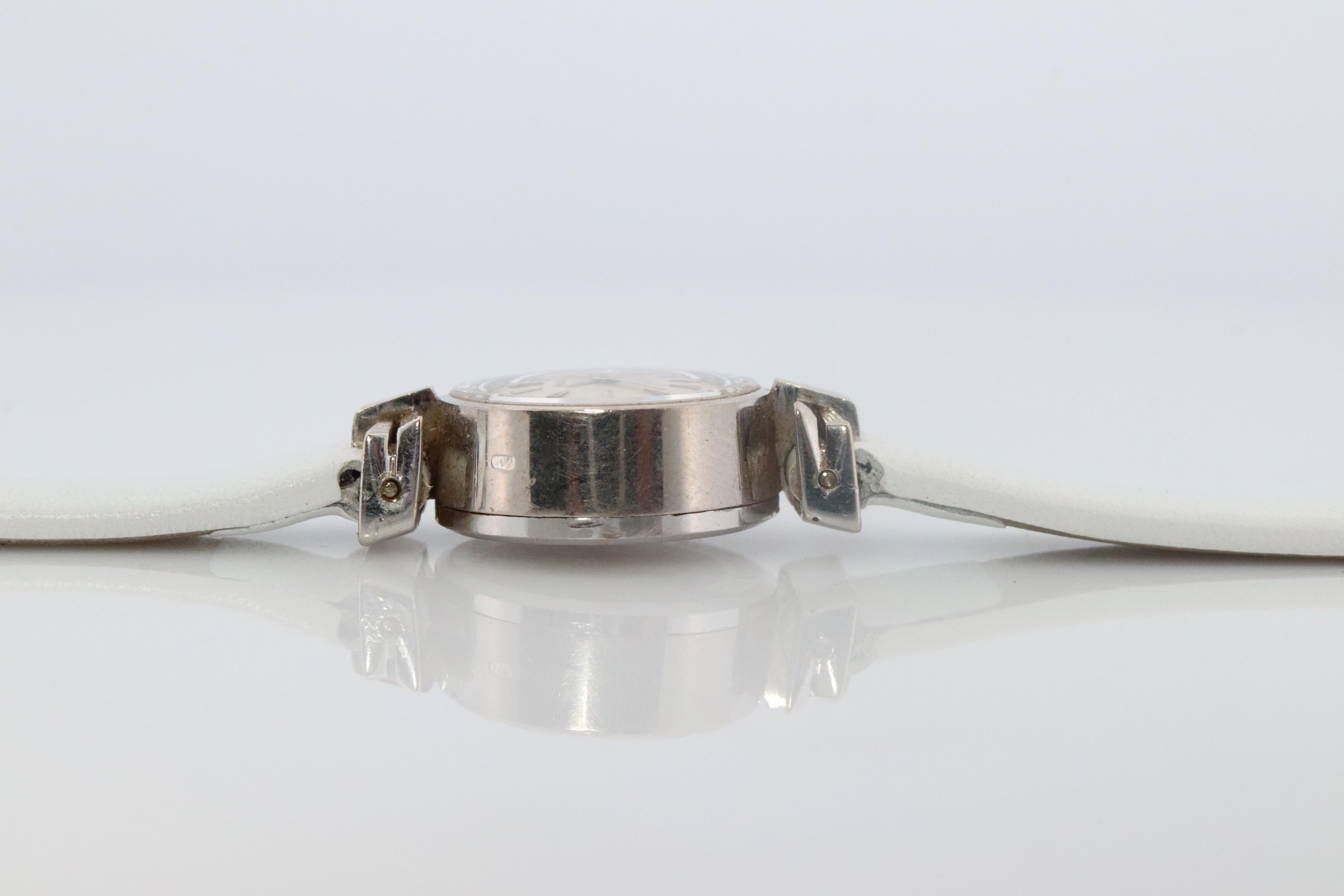 Genuine 18k Rolex Orchid Watch. 18k WG Ladies 2247 Dainty 1960s Ladies Rolex For Sale 5