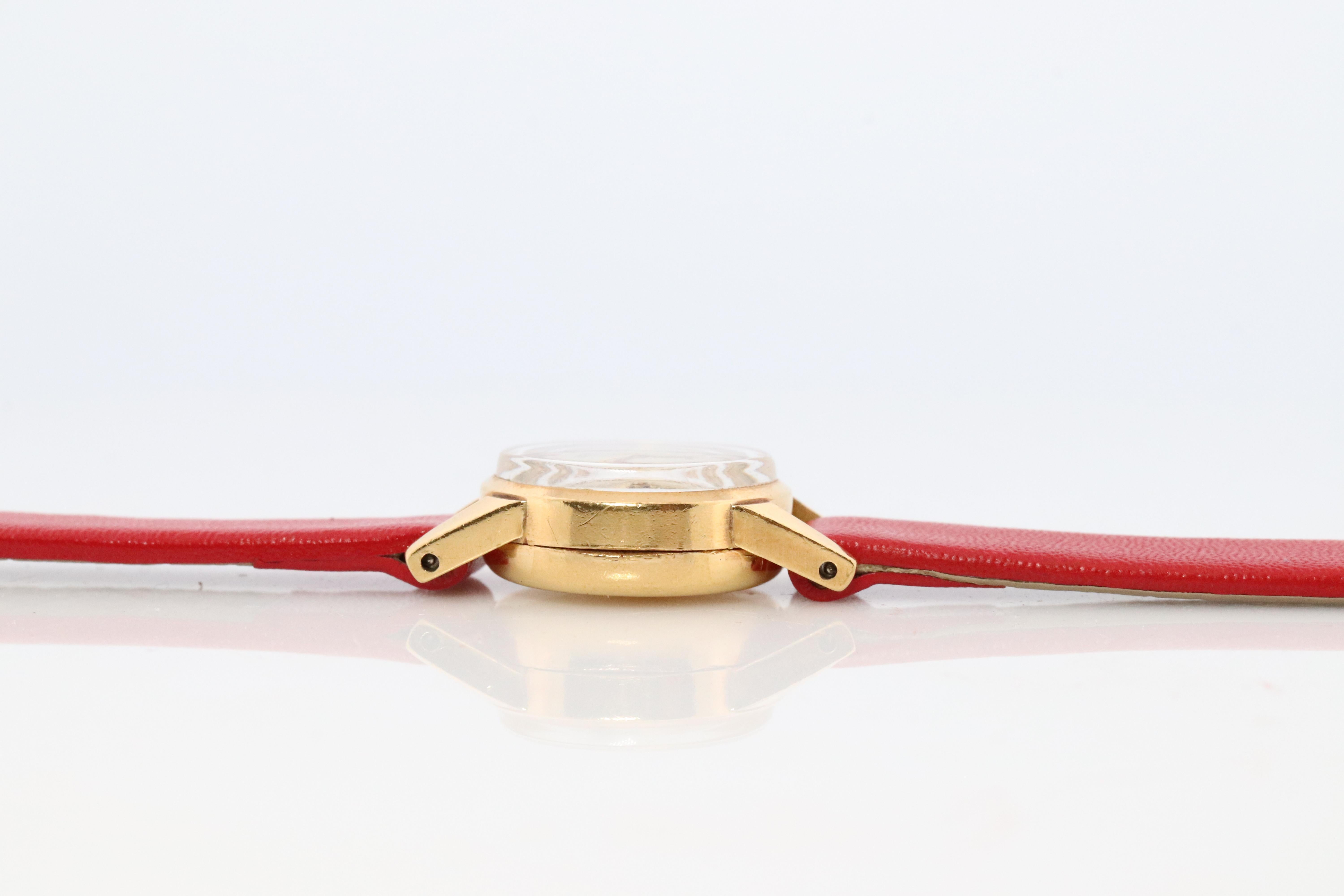 Genuine 18k Rolex Precision Watch. 18k YG Damen 8648 Dainty 1940er Jahre Damen Rolex (Moderne) im Angebot