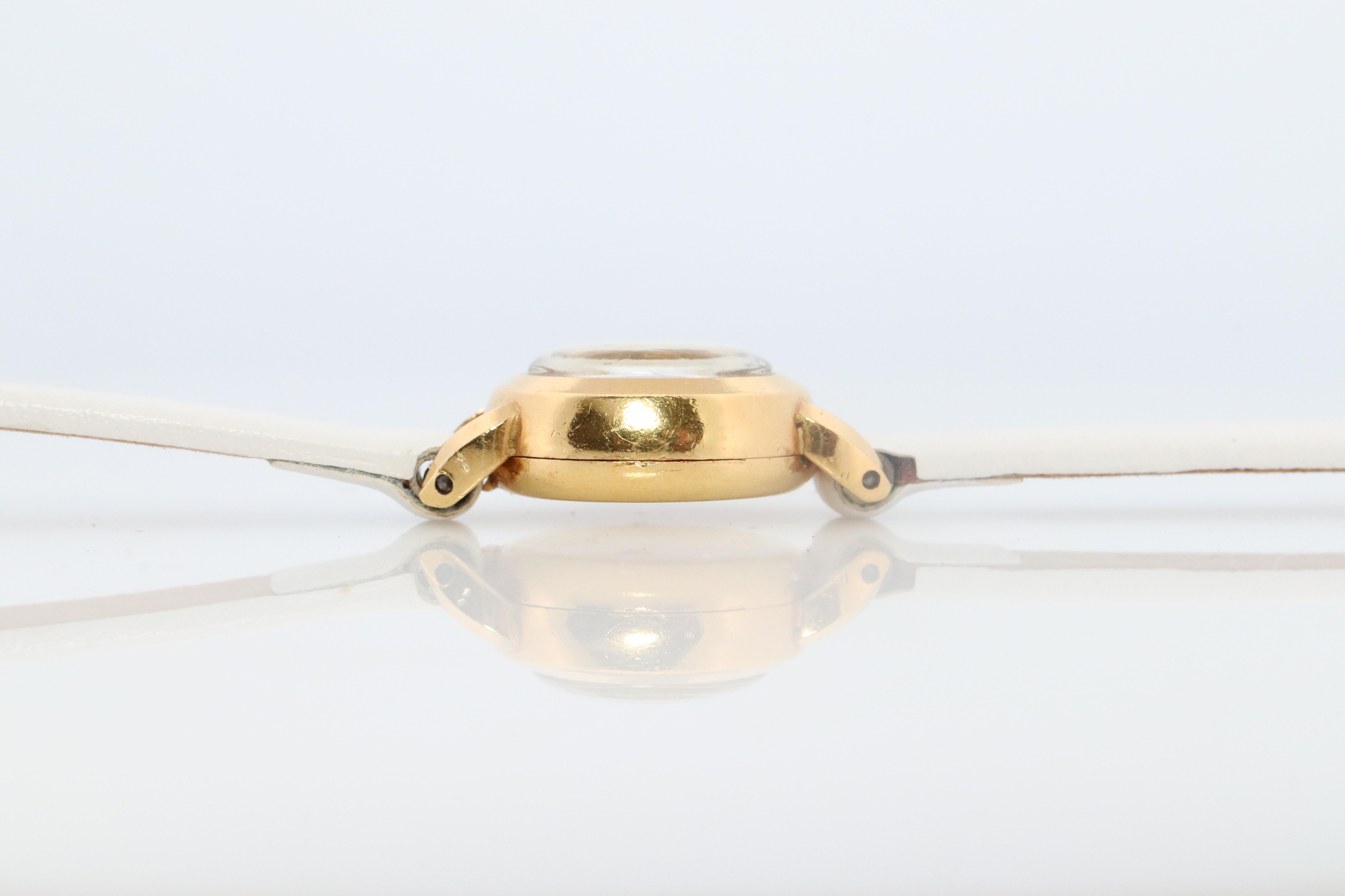 Genuine 18k Rolex Precision Watch. 18k YG Damen 9127 Dainty 1940er Jahre Damen Rolex im Zustand „Gut“ im Angebot in Port Charlotte, FL