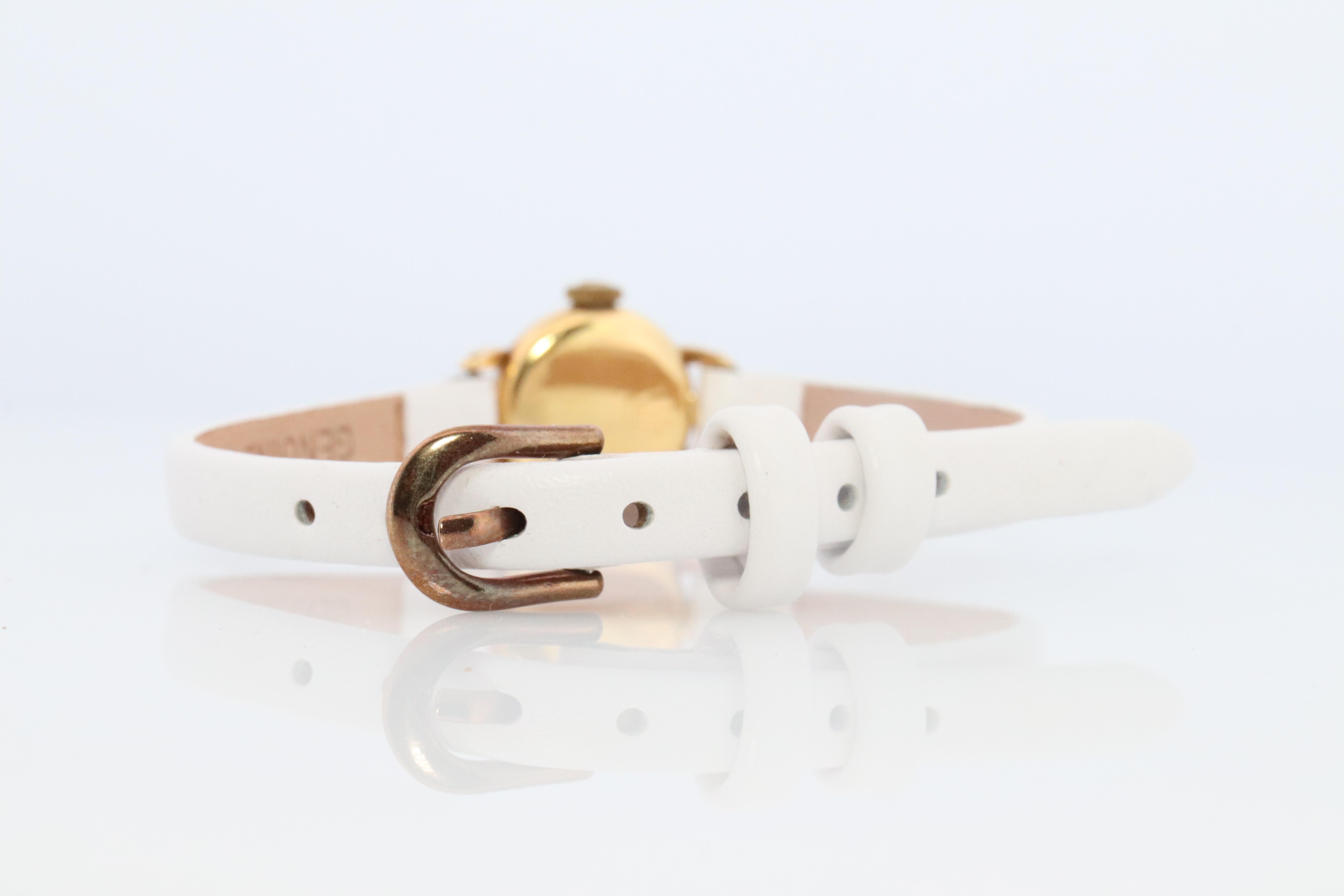 Genuine 18k Rolex Precision Watch. 18k YG Damen 9127 Dainty 1940er Jahre Damen Rolex im Angebot 3