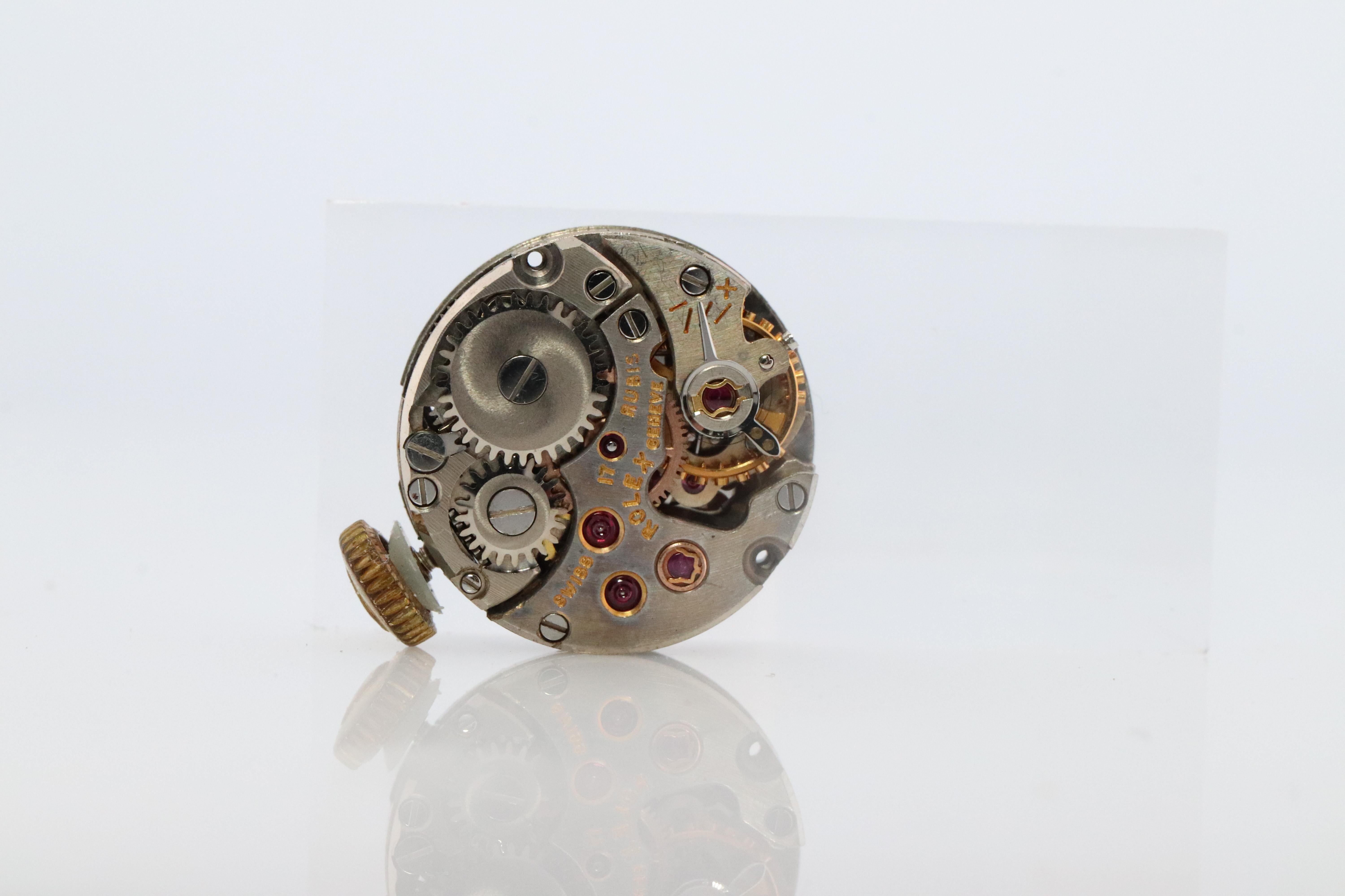 Genuine 18k Rolex Precision Watch. 18k YG Damen 9127 Dainty 1940er Jahre Damen Rolex im Angebot 5