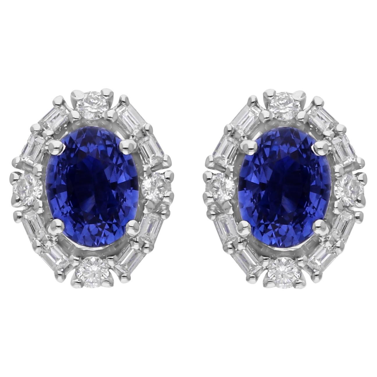 Autentici orecchini a perno con diamante e zaffiro blu ovale da 2,05 CTW in oro bianco 18 carati in vendita