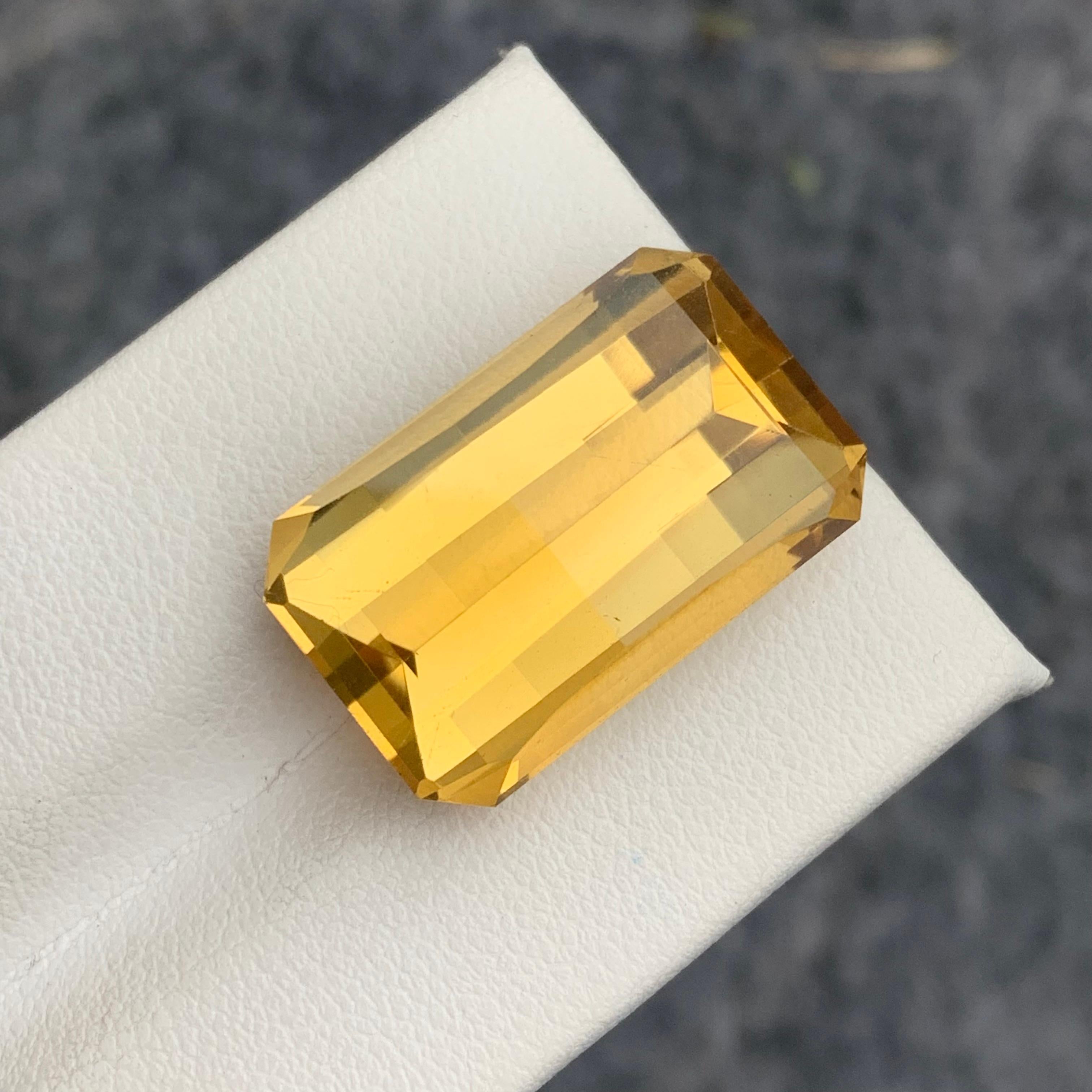 Mixed Cut Genuine 24.15 Carat Natural Yellow Citrine Pixel Bar Cut Gemstone from Brazil For Sale