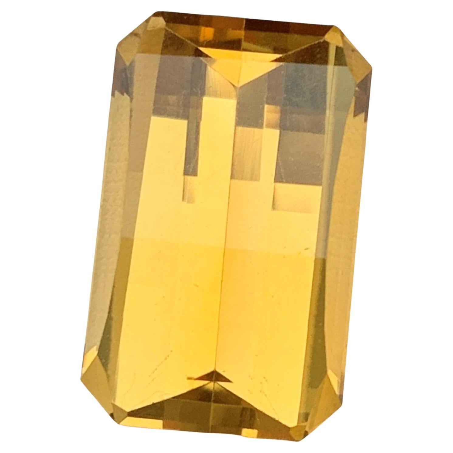 Genuine 24.15 Carat Natural Yellow Citrine Pixel Bar Cut Gemstone from Brazil For Sale