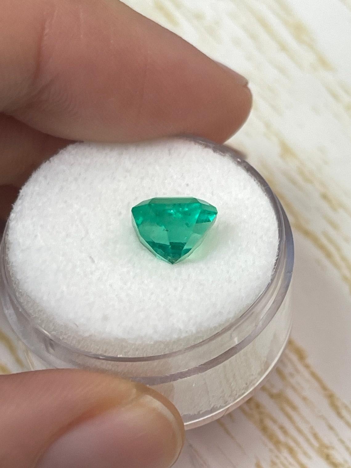 Women's or Men's Genuine 2.71 Carat Electric Yellow Green Muzo Asscher Cut Colombian Emerald For Sale
