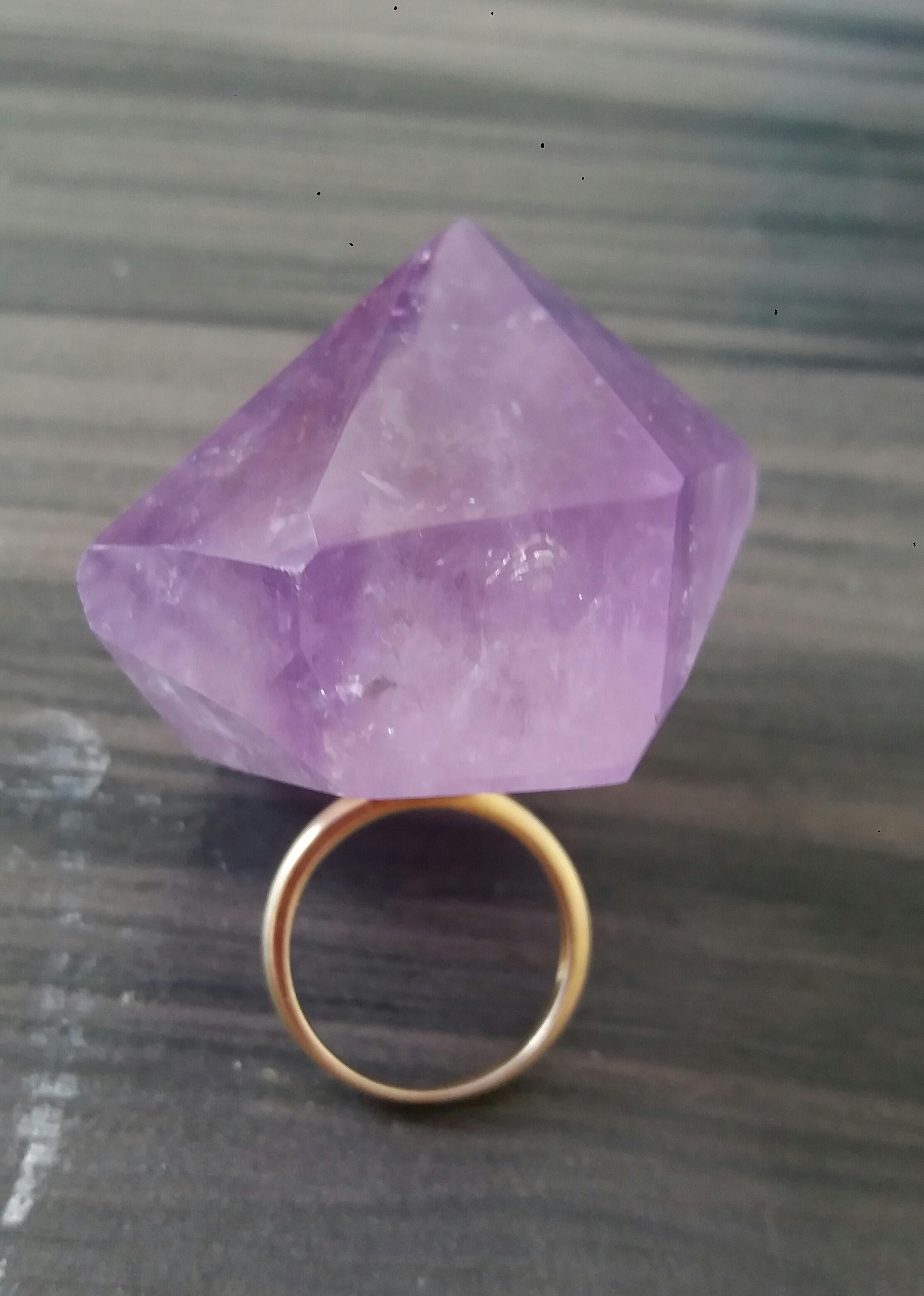Genuine 343 Carats Amethyst Crystal 14K Solid Yellow Gold Fashion Ring In Good Condition For Sale In Bangkok, TH