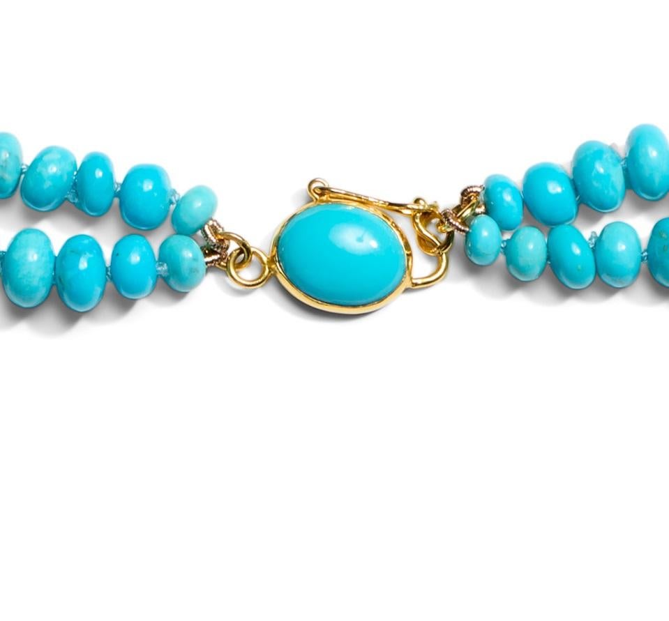 Eine königliche doppellagige 21 Zoll lange handgefertigte Halskette mit extrem seltenen und reinen Dornröschen-Türkisen. Dieses Collier besteht aus echten, hochwertigen Robinson Egg Blue Türkisen aus der Sleeping Beauty Mine in Arizona, die mit