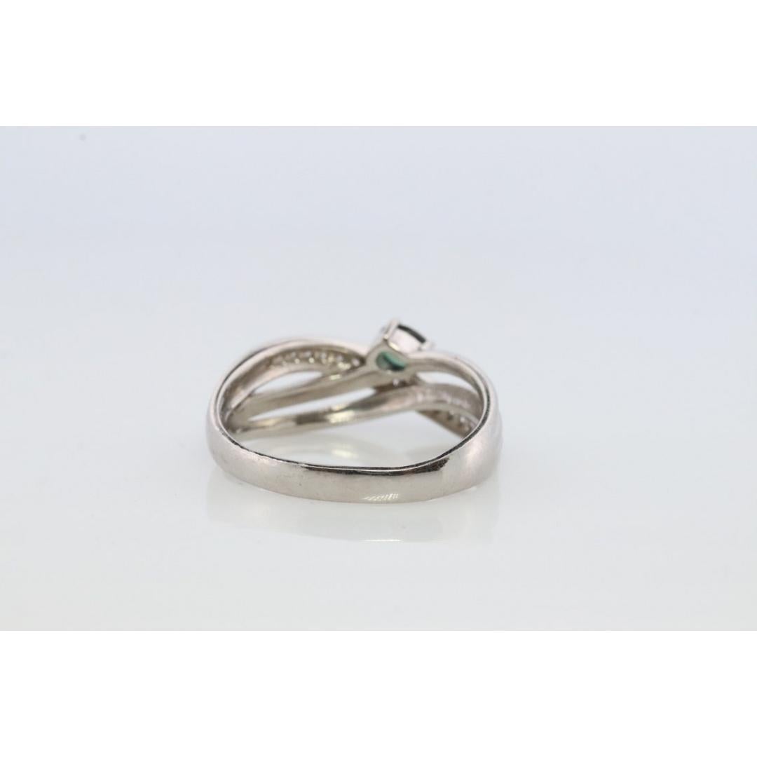 Bague alexandrite véritable en platine 900 sertie d'une bague ronde alexandrite naturelle Bon état - En vente à Port Charlotte, FL
