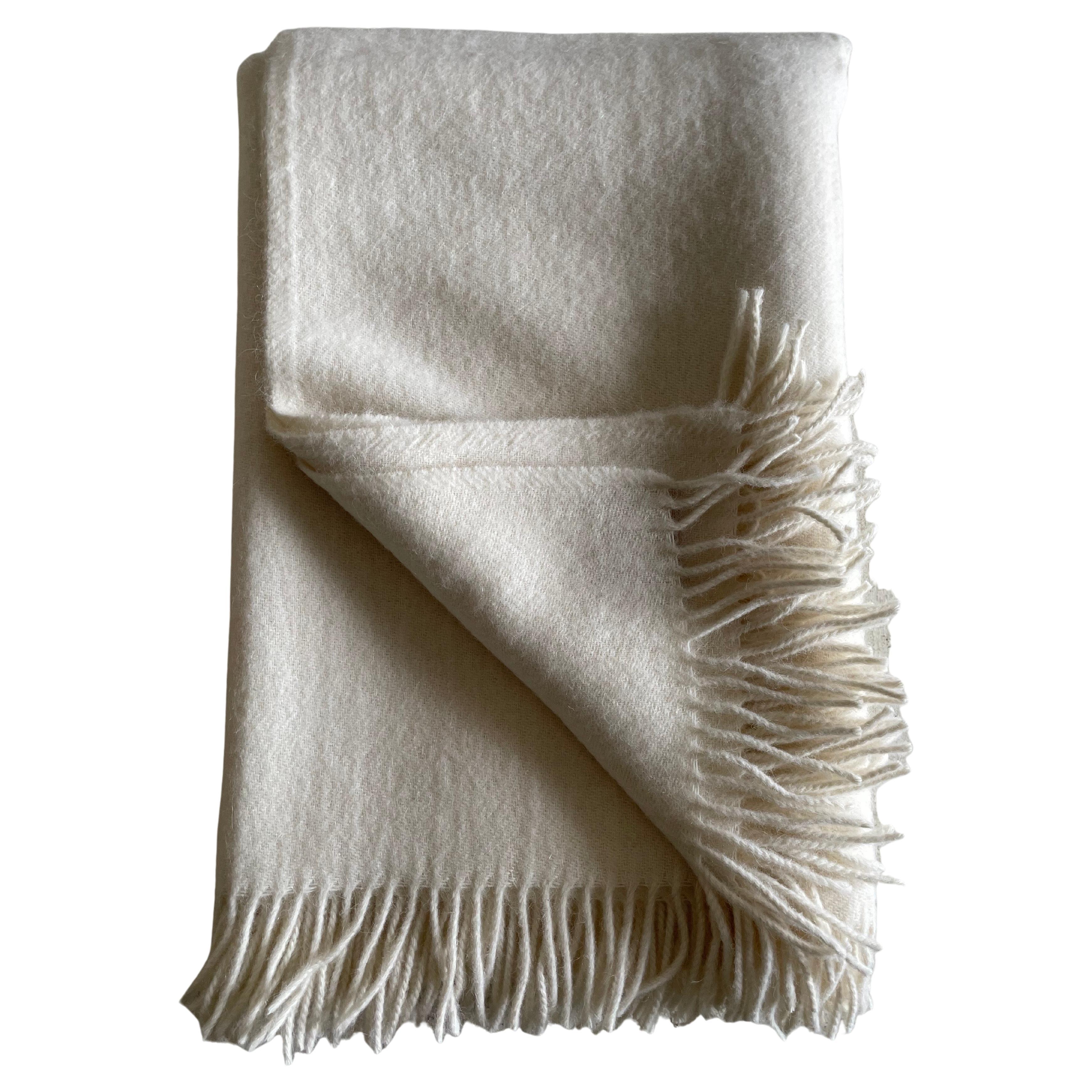 Genuine Alpaca and Wool Throw in Ecru For Sale