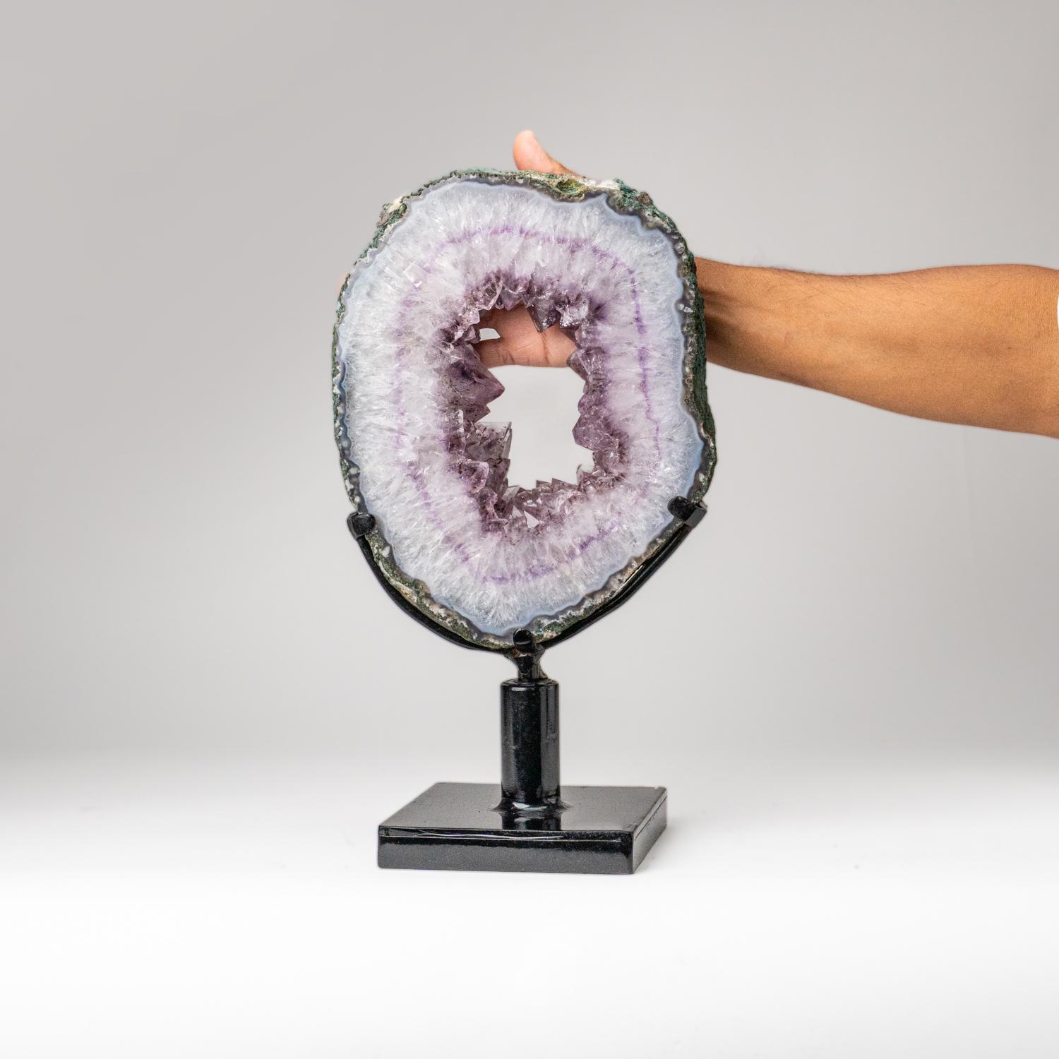 Echte Amethyst-Geodenscheibe auf Ständer aus Uruguay (13 lbs) (Brasilianisch) im Angebot