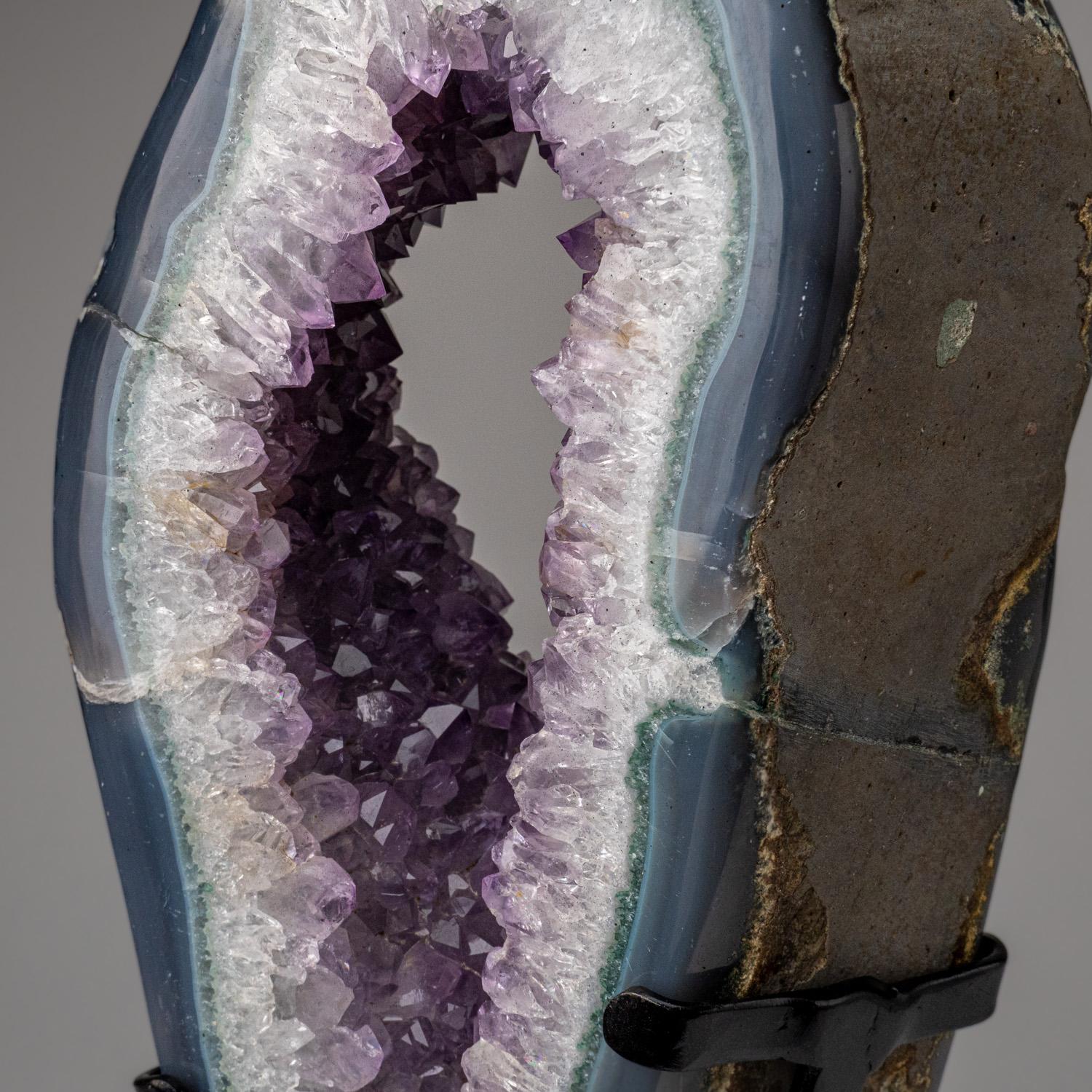 Echte Amethyst-Geodenscheibe auf Ständer aus Uruguay (14 lbs) im Angebot 2