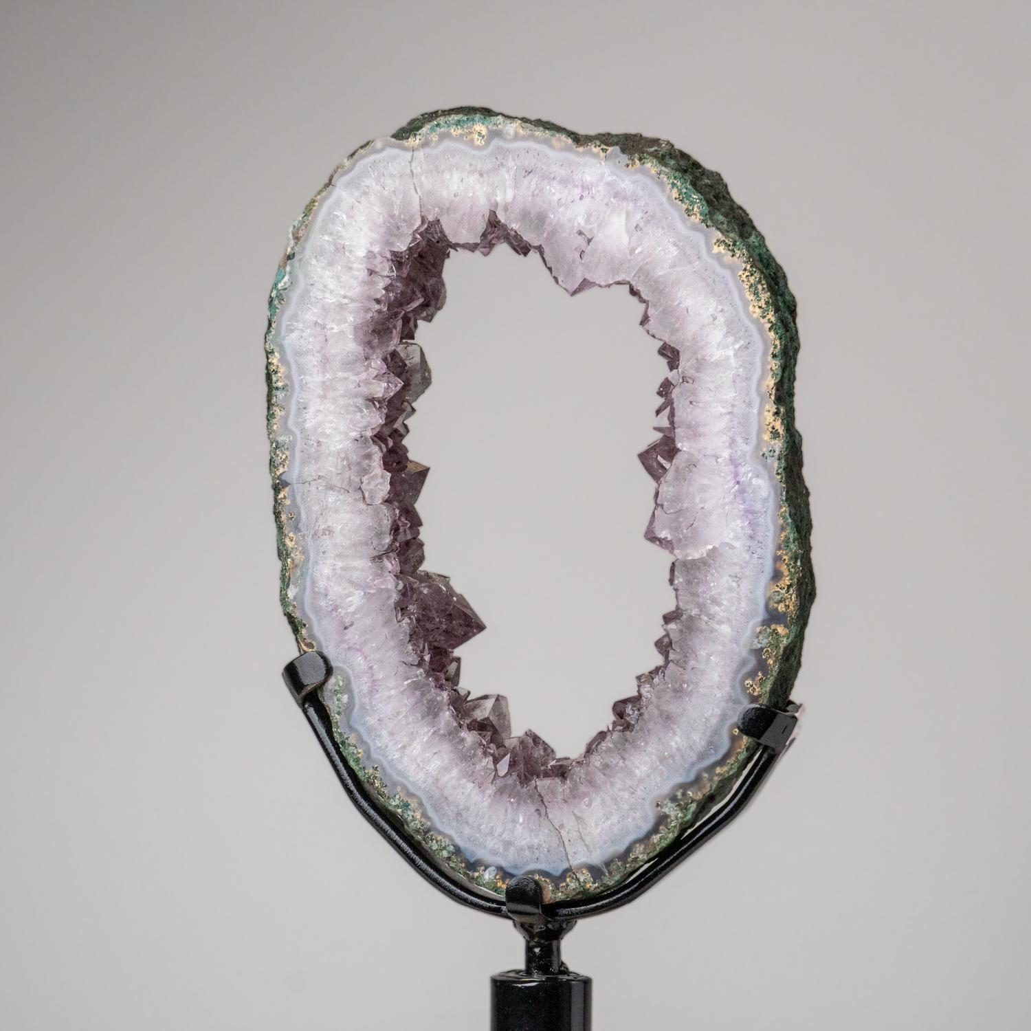 Echte Amethyst-Geodenscheibe auf Ständer aus Uruguay (9 lbs) (Sonstiges) im Angebot