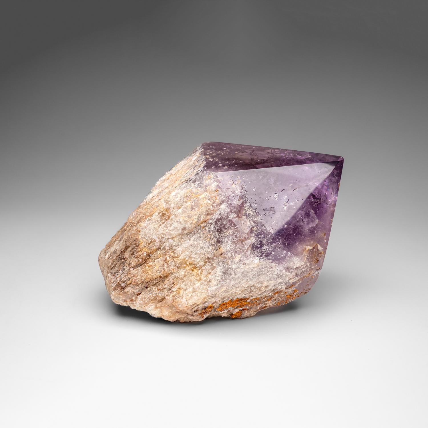Genuine Amethyst Point from Anahi Mine, Santa Cruz Department, Bolivia In New Condition For Sale In New York, NY