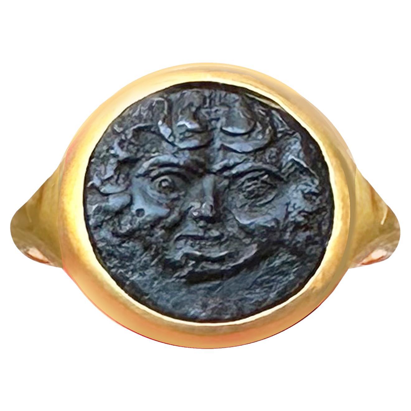 Genuine Ancient Greek Coin 4th cent. BC 18 Kt Gold Ring depicting Medusa For Sale