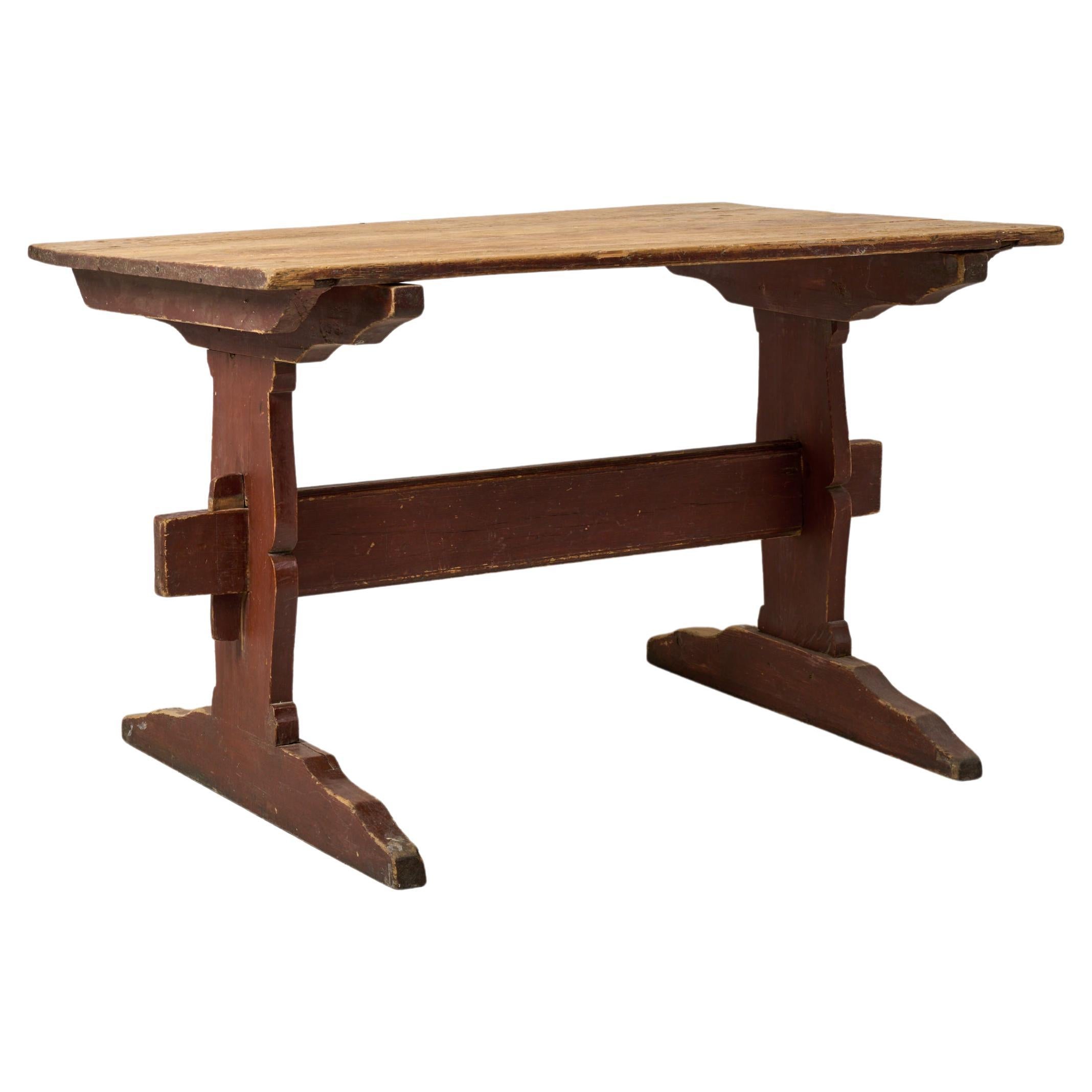 Genuine table de salle à manger ou de travail suédoise ancienne en pin du Nord, de style rustique 