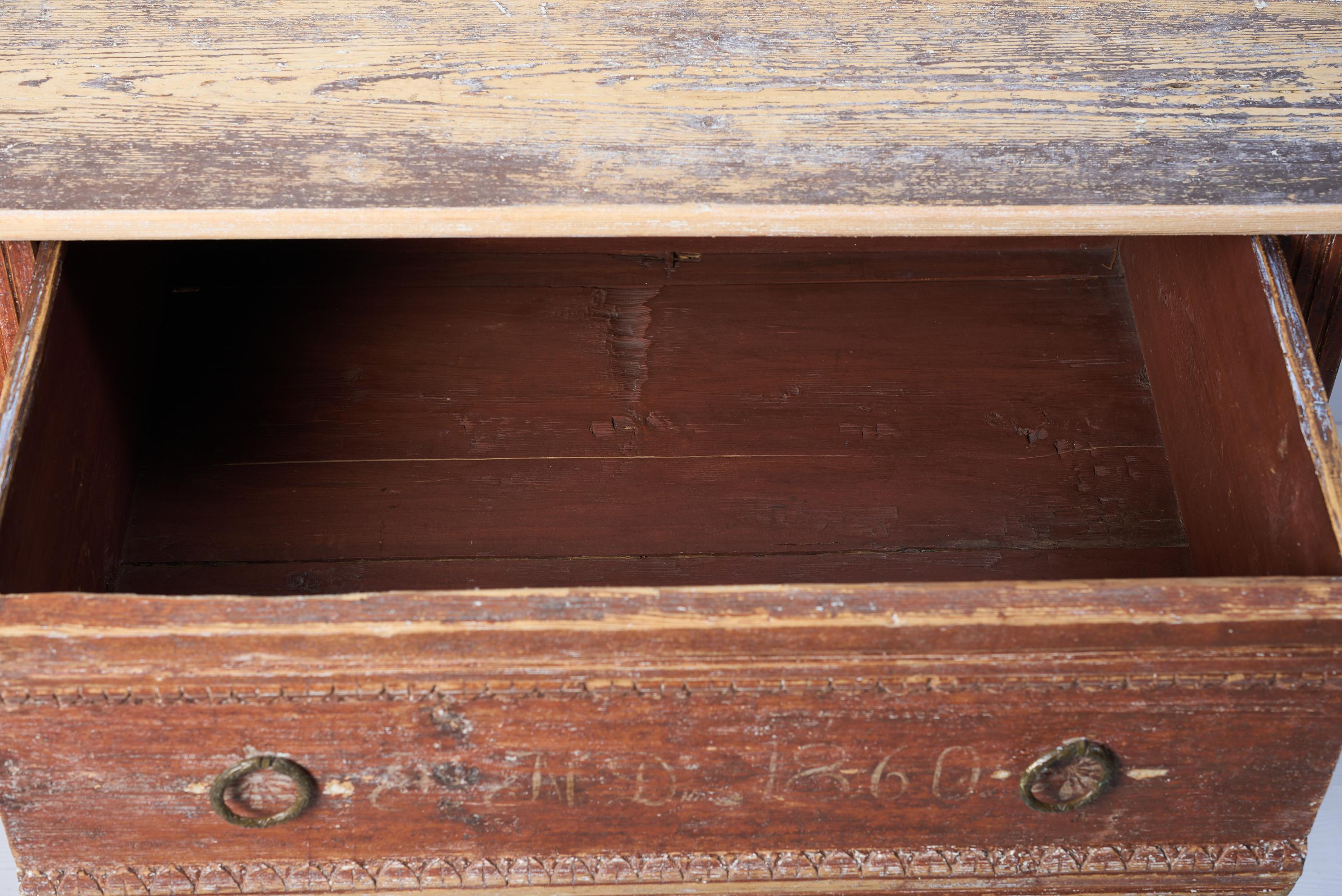 Echte antike schwedische rustikale Low Country Tisch mit Schublade im Angebot 1