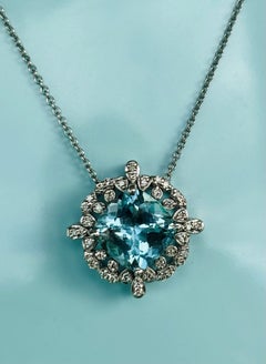 Collana con ciondolo in oro bianco e diamanti con acquamarina autentica