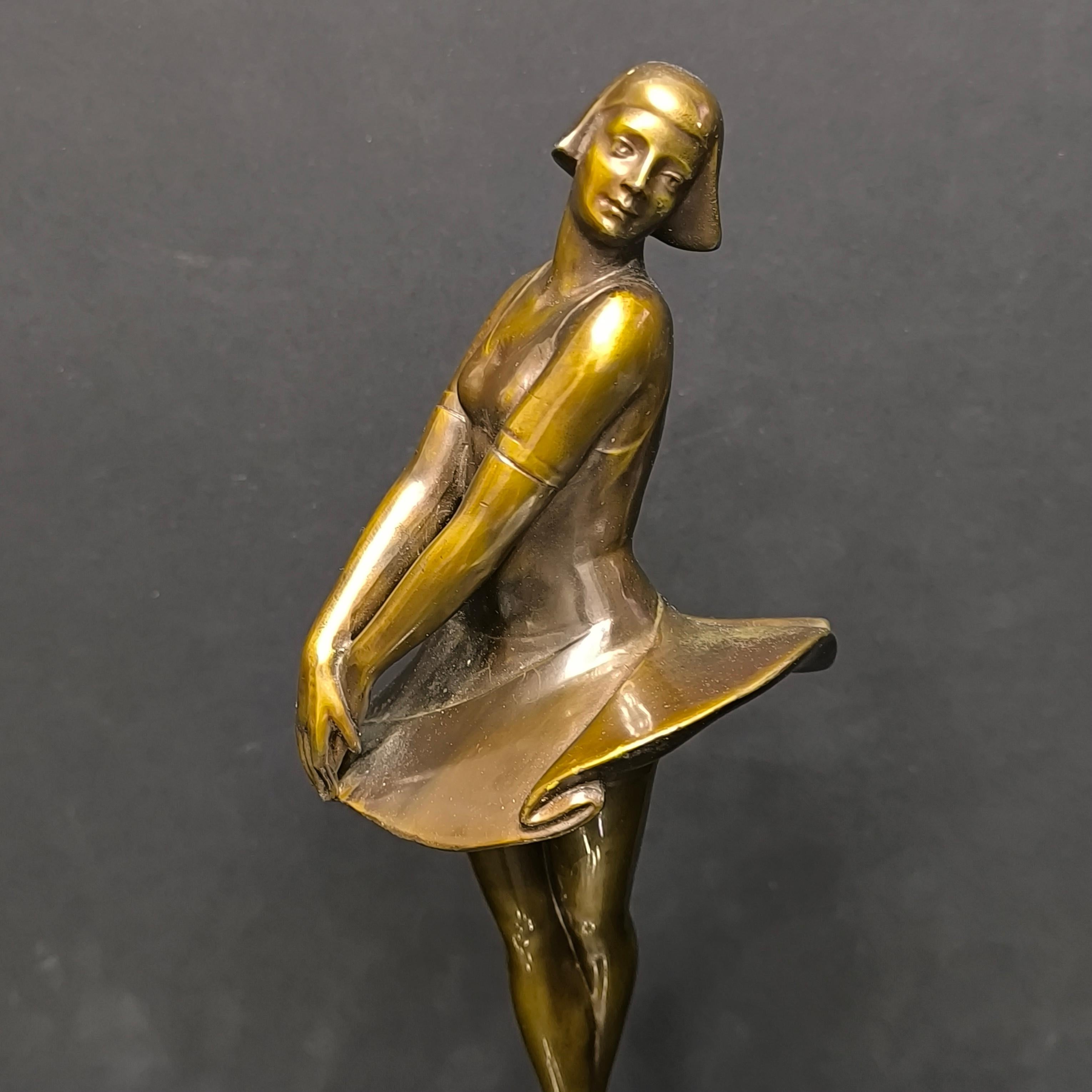 Genuine Art Deco Ballerina Bronze Sculpture on a Stepped Base of Portoro Marble For Sale 4