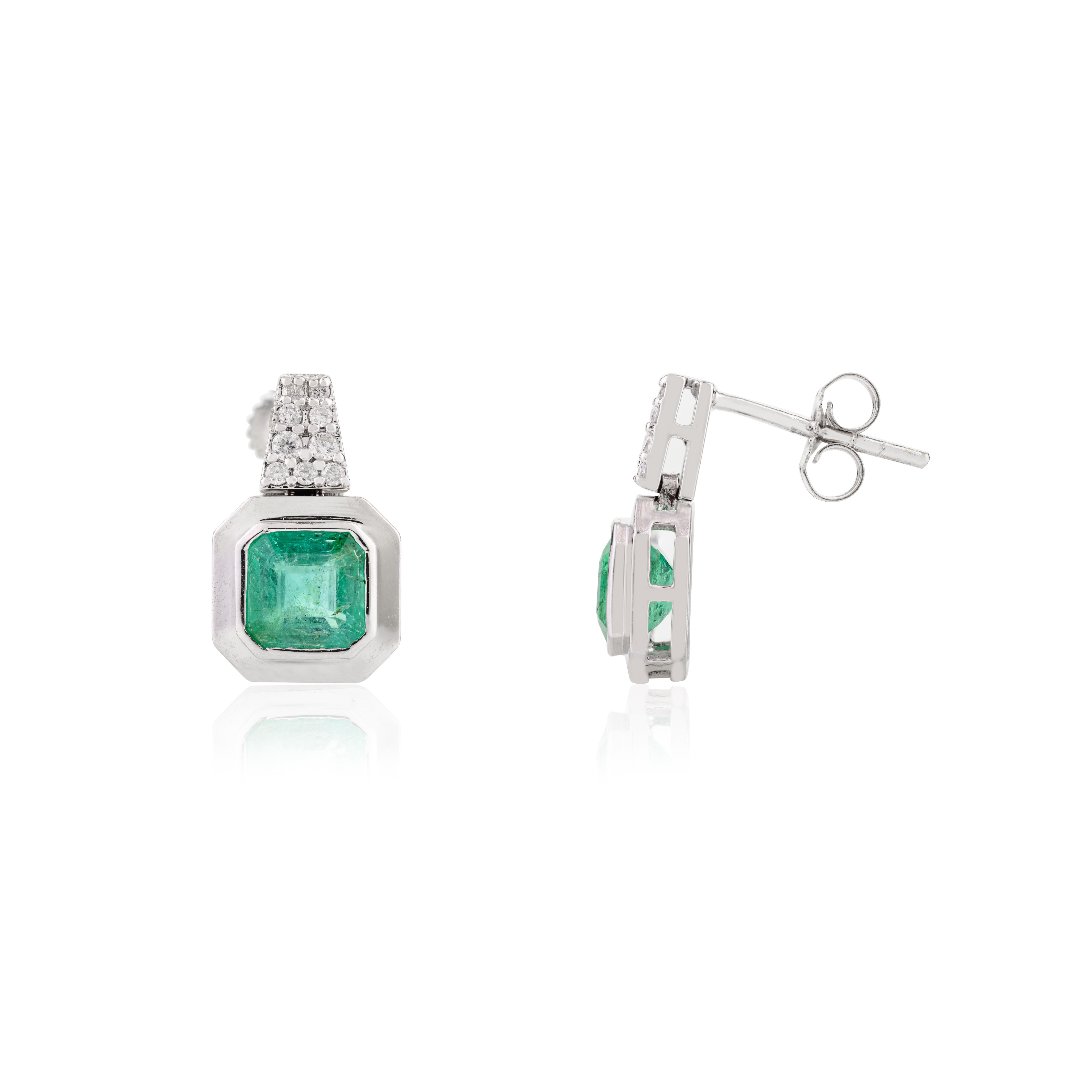 Ascher, clous d'oreilles de mariage en or blanc massif 18 carats avec émeraudes et diamants véritables Neuf - En vente à New York, NY