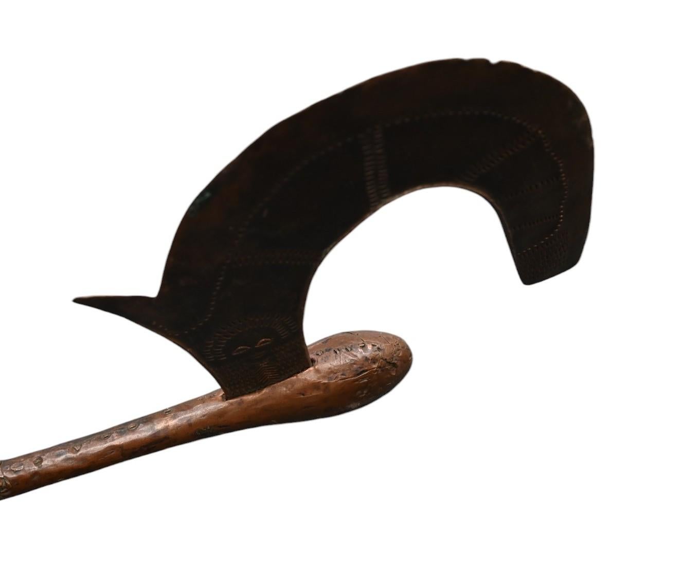 Genuine ax with copper blade from the Songye tribe DR Congo, early 1900 in vendita 4