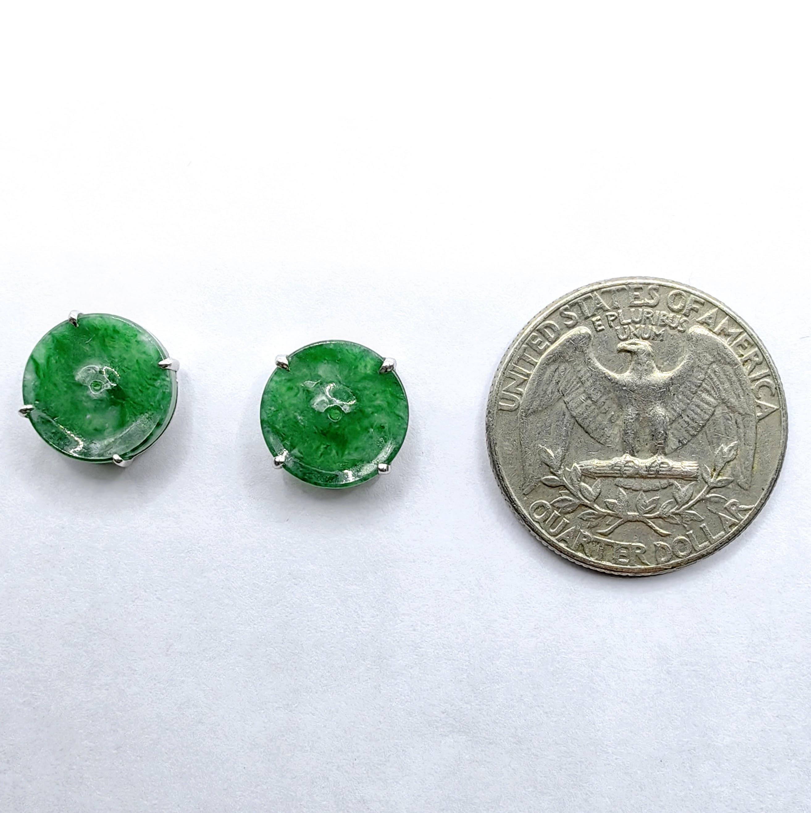 Orecchini con perno in giadeite birmana autentica, verde ghiaccio e ciambella di pace, in oro bianco 18 carati in vendita 4