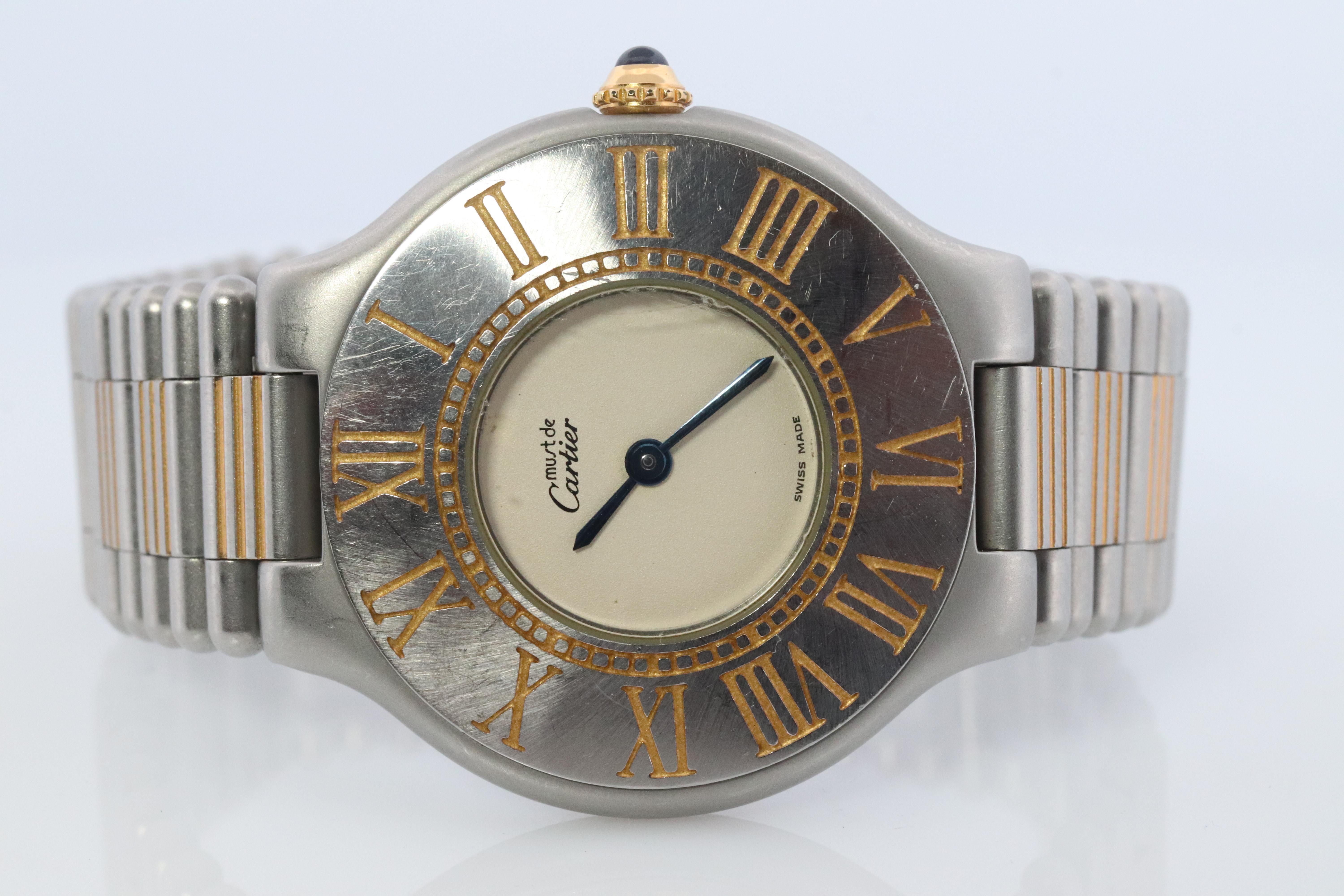 Modern Genuine Cartier B01952 Watch. Must de Cartier 21 Stainless Steel Quartz Watch. For Sale