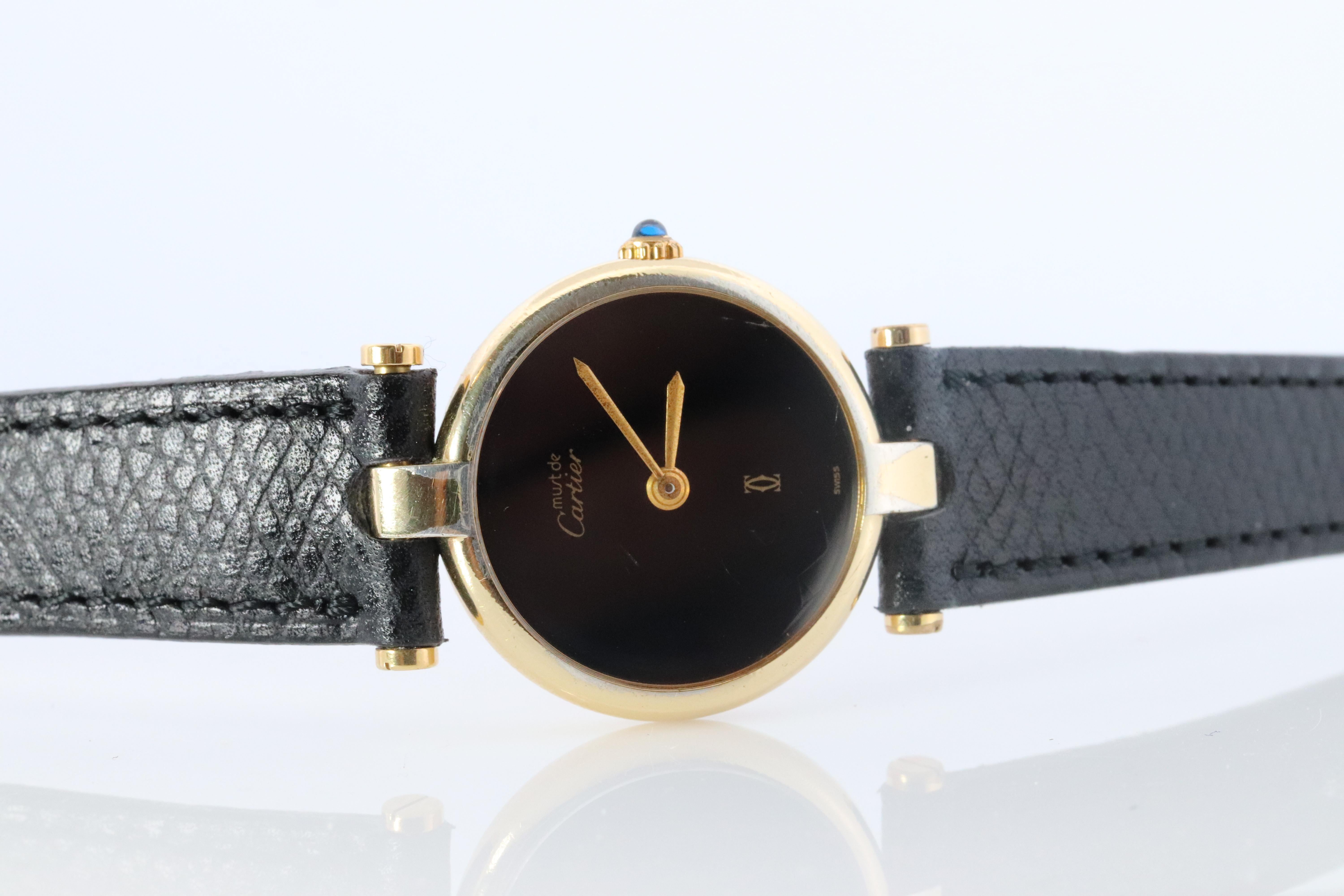 Modern Genuine Cartier Watch. Must de Cartier Vendome Round Argent Vermeil Black Face For Sale