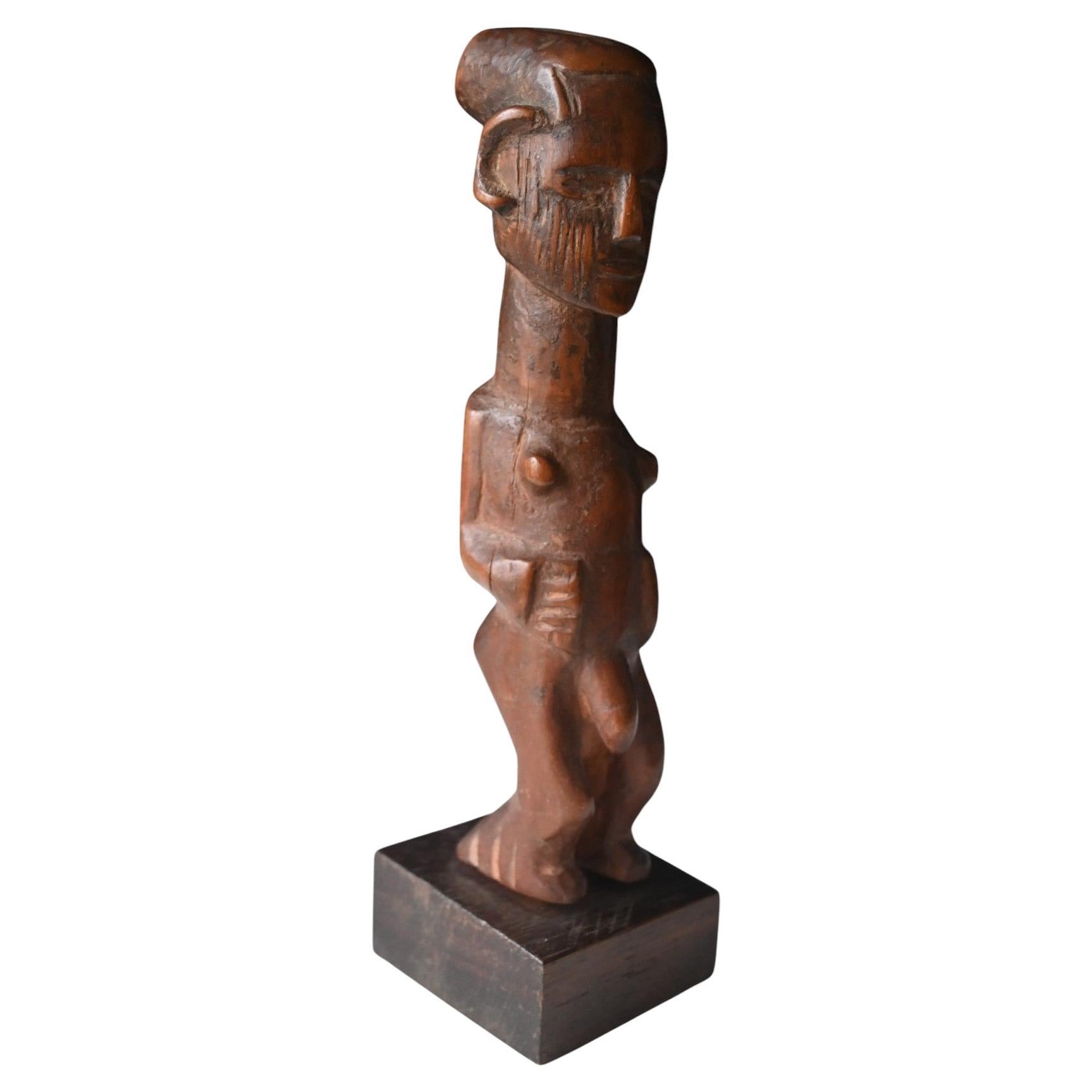 Auténtica estatua de madera tallada de la tribu Teke, RD del Congo, principios de 1900
