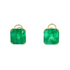 Genuine Colombian Emerald 18 Karat Yellow Gold Stud Earrings