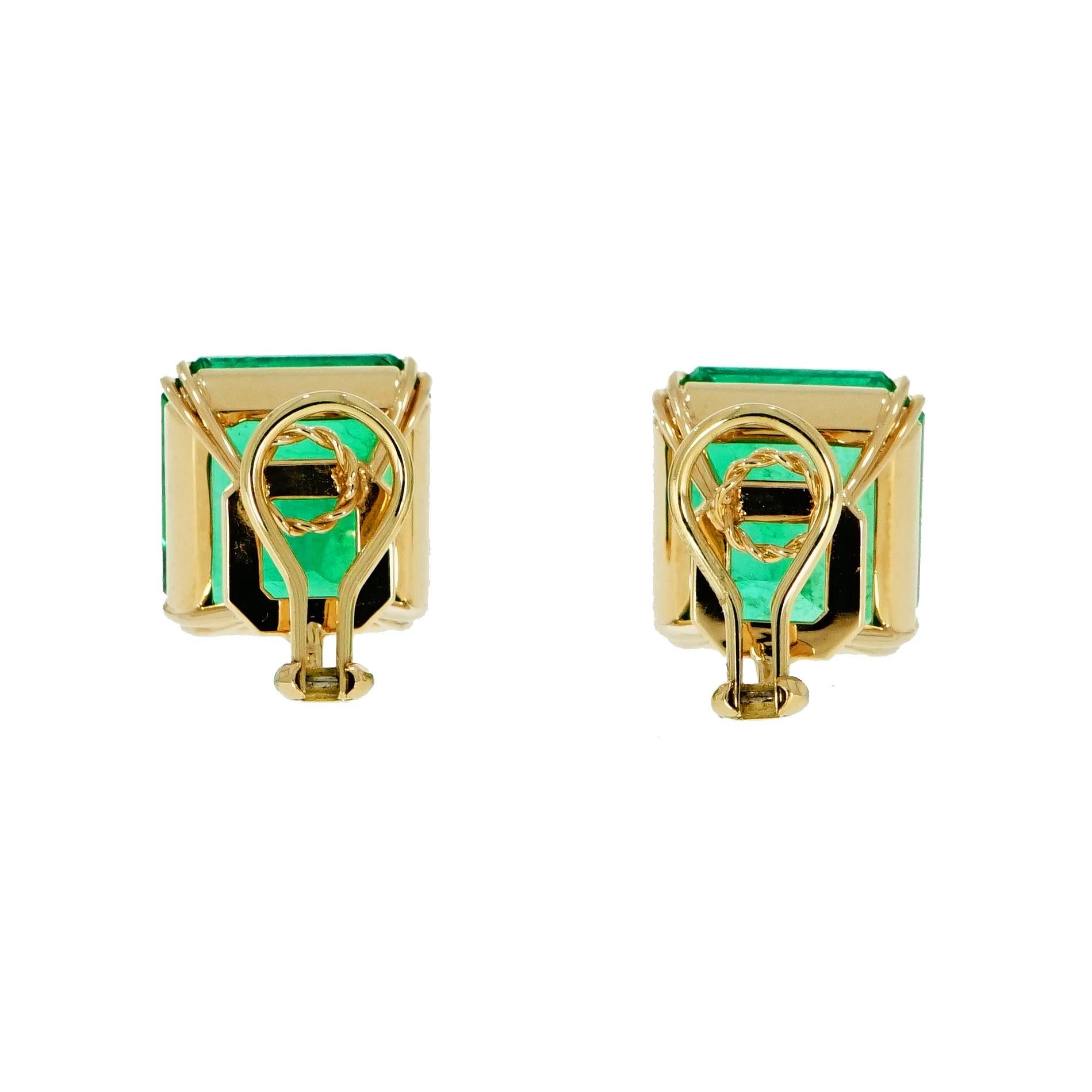 colombian emerald stud earrings