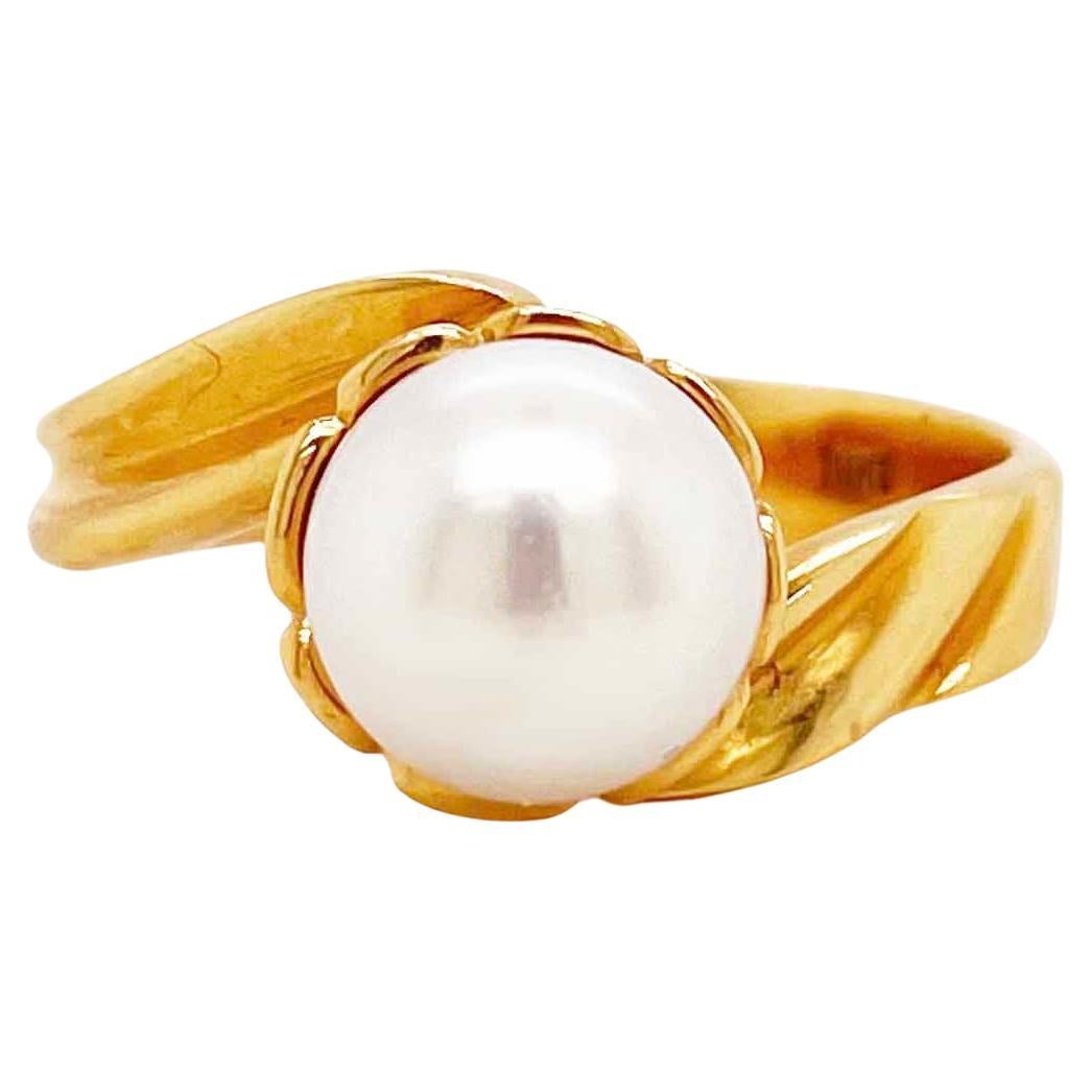 Genuine Cultured Pearl Ring, Yellow Gold, Estate Asymmetrical Ring For Sale