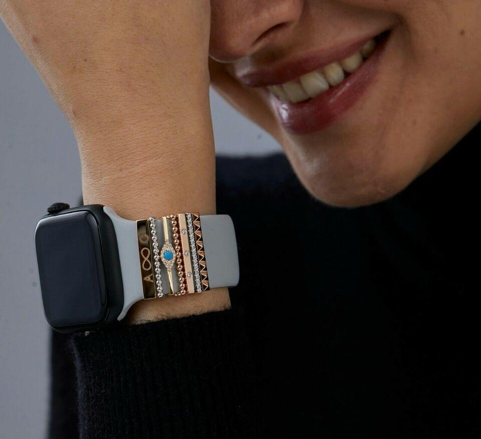 Véritable diamant Accents Bar Smart Watch Band Charm 14k Solid Gold Accessoires. en vente 2