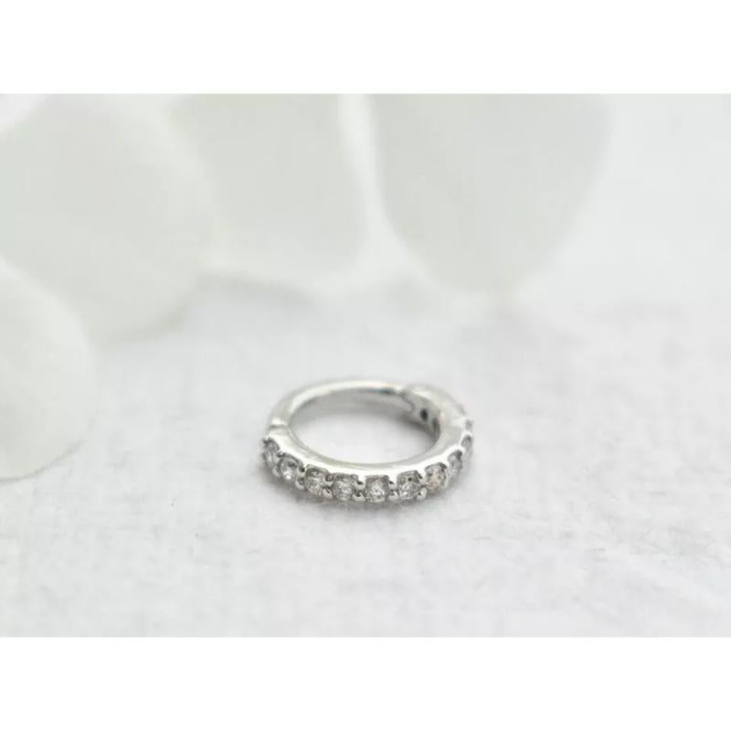 Genuine Diamond Clicker Ring in 14k Gold for Nose Cartilage Conch Helix Hoop In New Condition For Sale In Chicago, IL