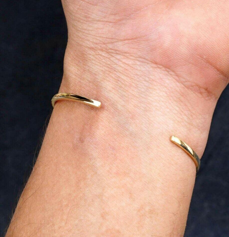 Bracciale a T con diamanti originali in oro massiccio 14 carati In condizioni Nuovo in vendita a Chicago, IL
