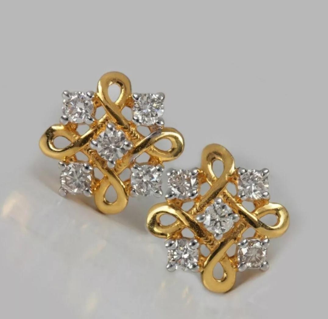 Women's or Men's Genuine Diamond Floral Stud Earrings For Women 14K Solid Gold Handmade Gift. For Sale