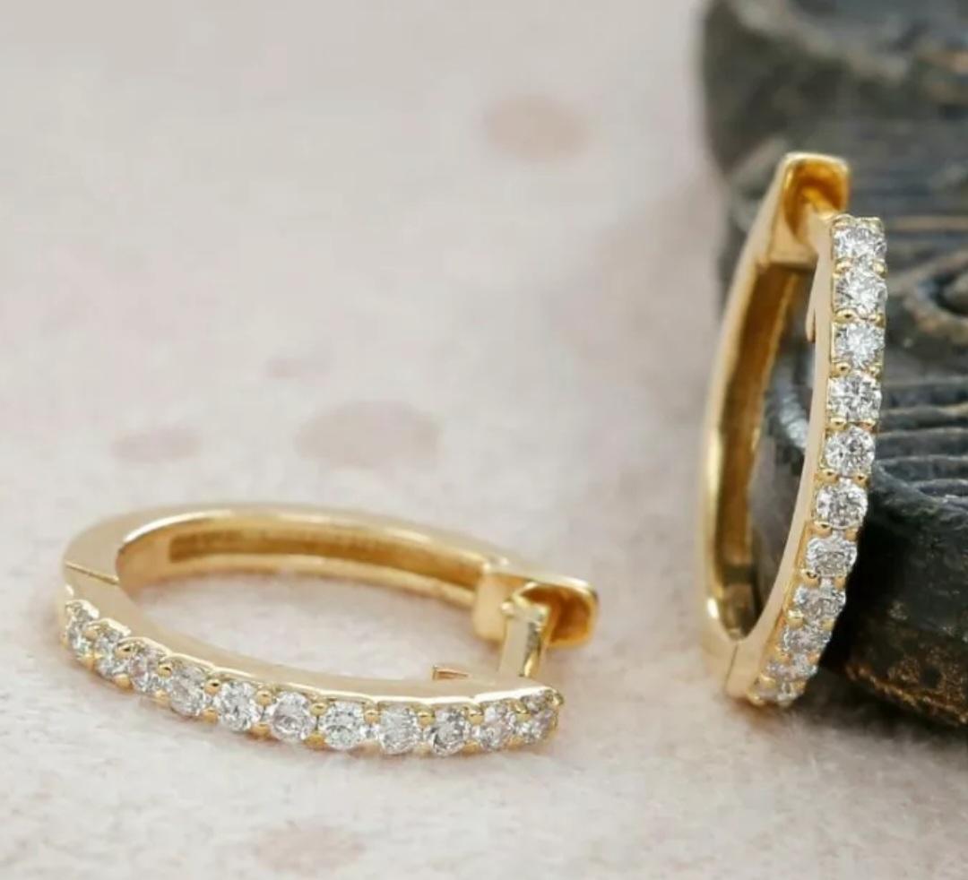 Genuine Diamond Huggie Earring Hoop 14k Solid Gold Work wear Gold Jewelry Gift. In New Condition For Sale In Chicago, IL