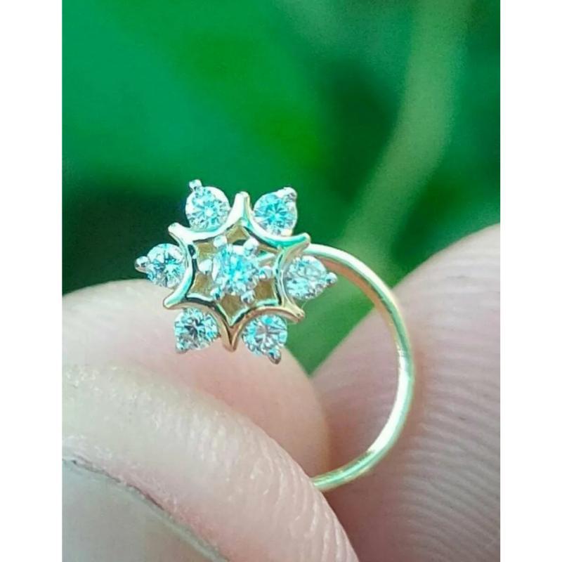 Round Cut Genuine Diamond Nose Pin in 14k Solid Gold For Sale