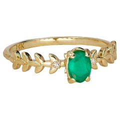 Genuine emerald 14k gold ring. 