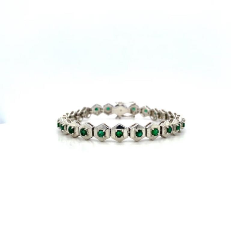 Round Cut 925 Sterling Silver in Genuine Emerald Hexagon Bracelet Gift for Mom For Sale