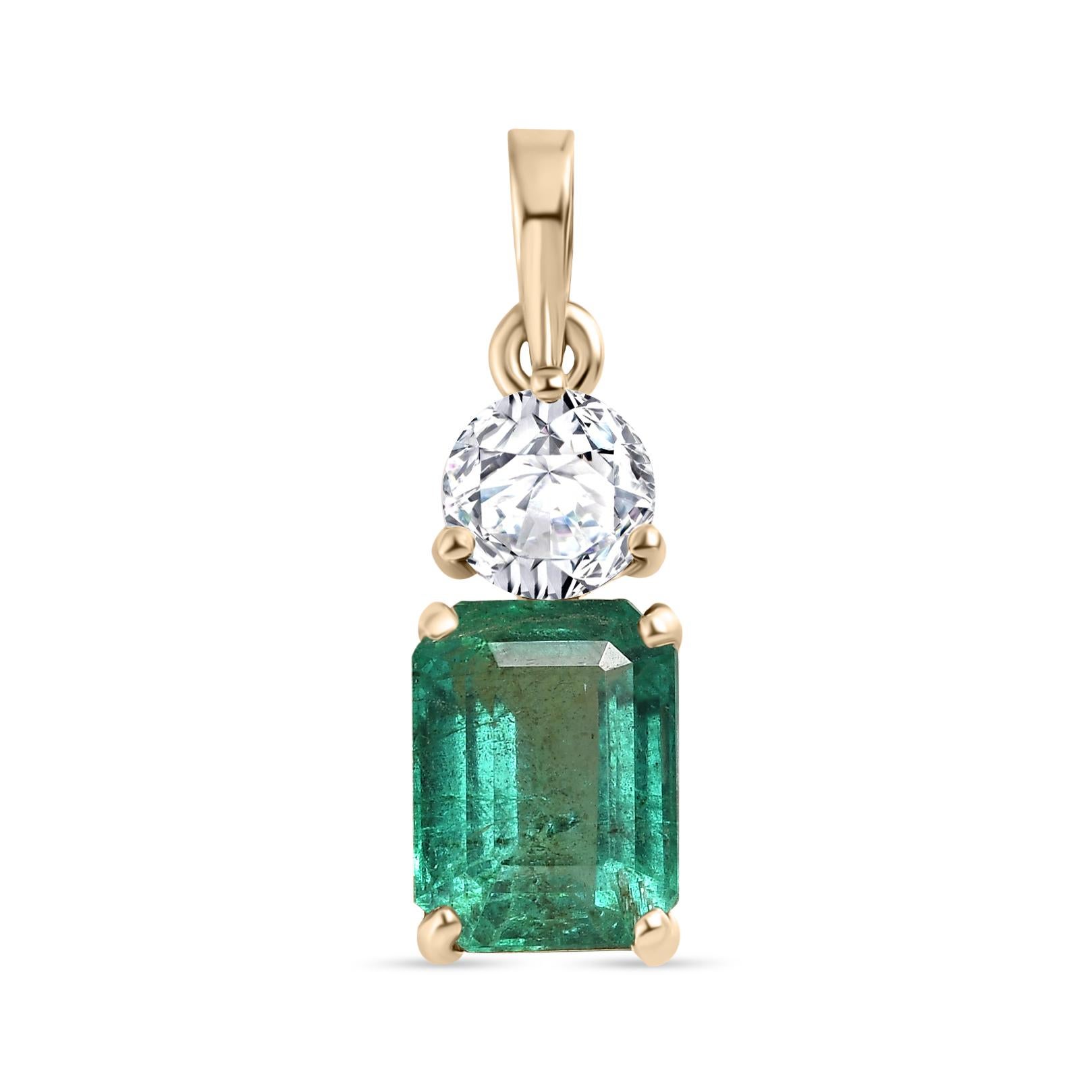Genuine Emerald Diamond Pendant for Mothers Day Gift in 14k Solid Yellow Gold For Sale 1