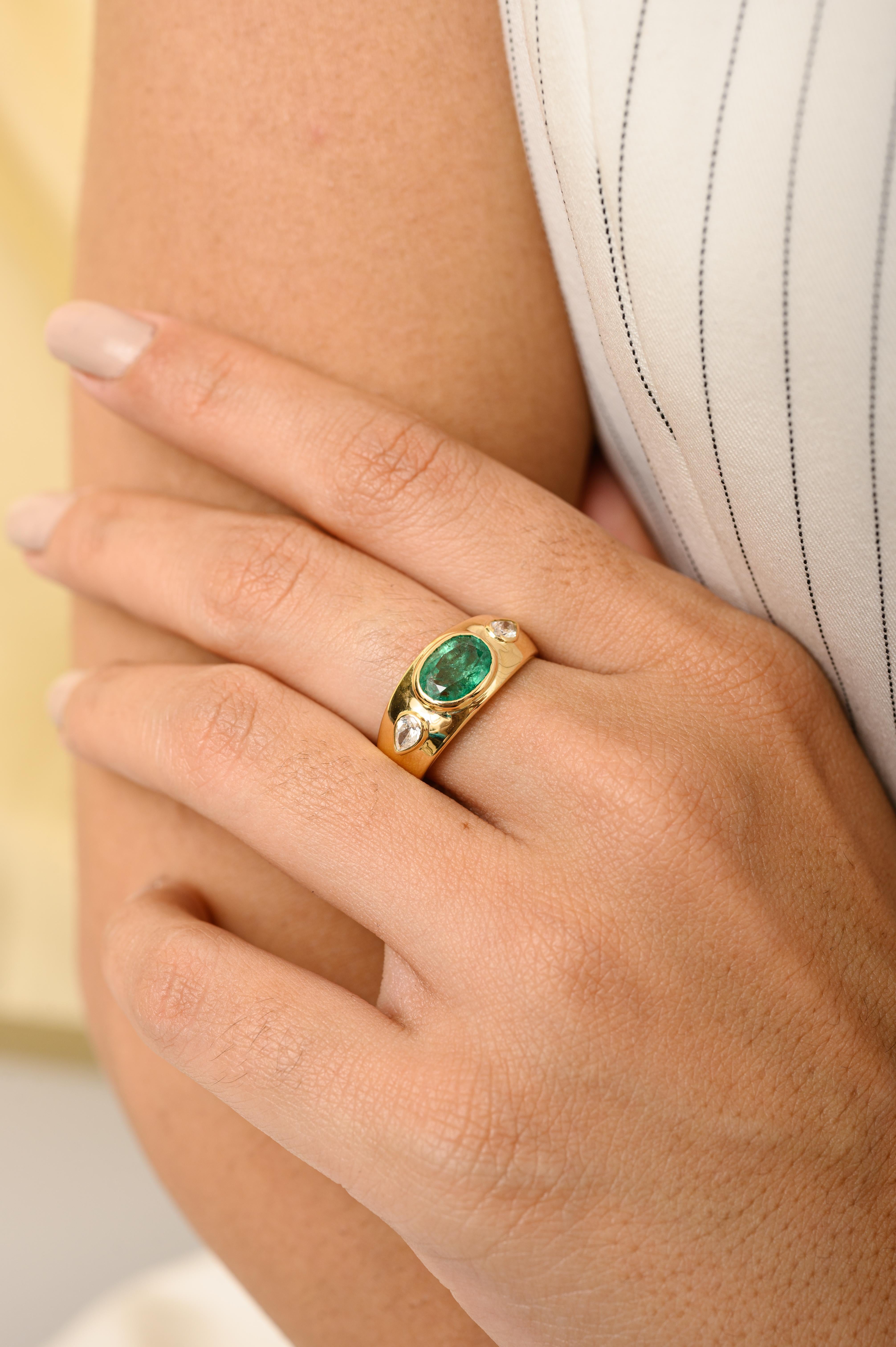 For Sale:  Genuine Emerald Diamond Unisex Engagement Dome Ring in 18k Yellow Gold 6
