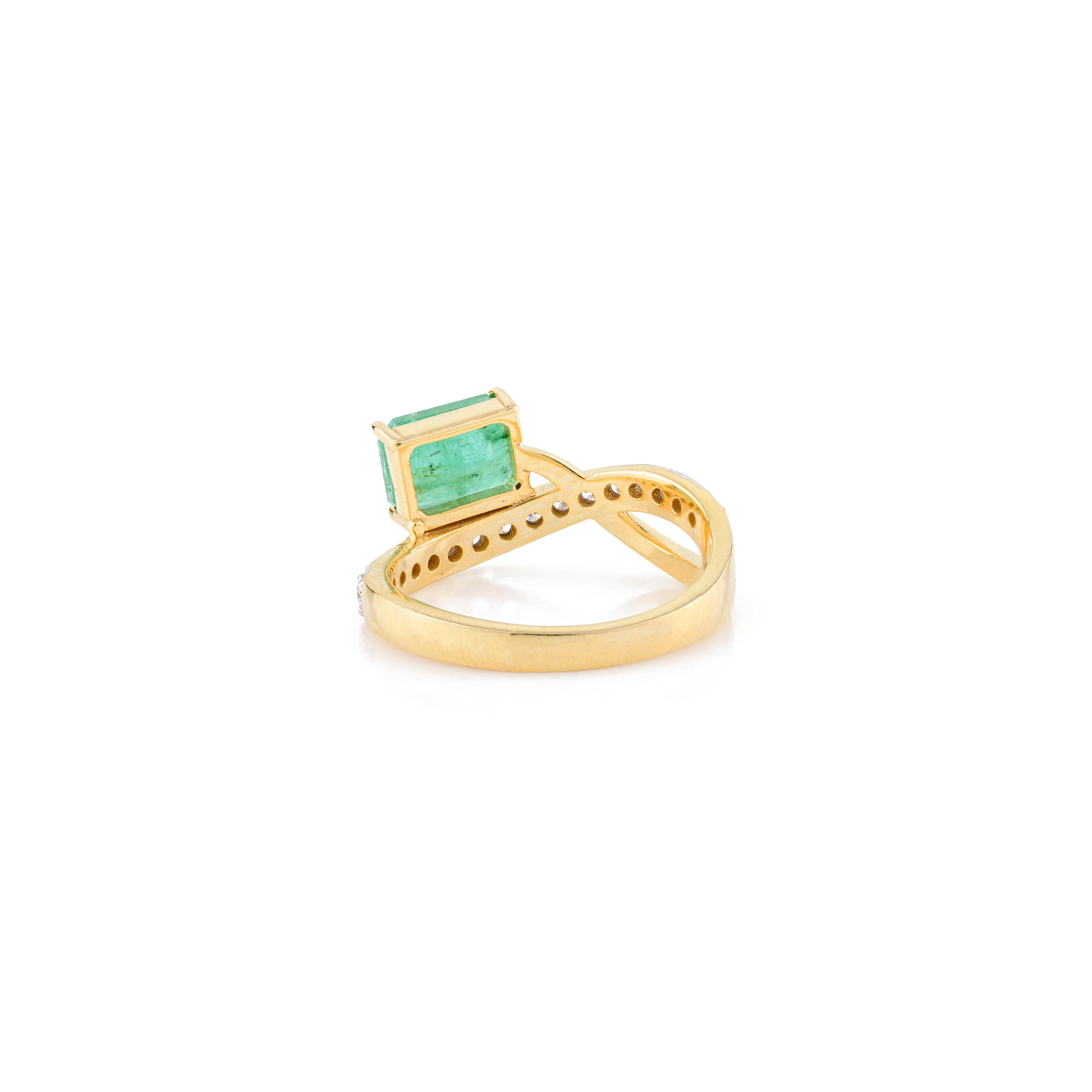 For Sale:  Genuine Emerald Diamond Wedding Ring for Women in 18k Solid Yellow Gold 3
