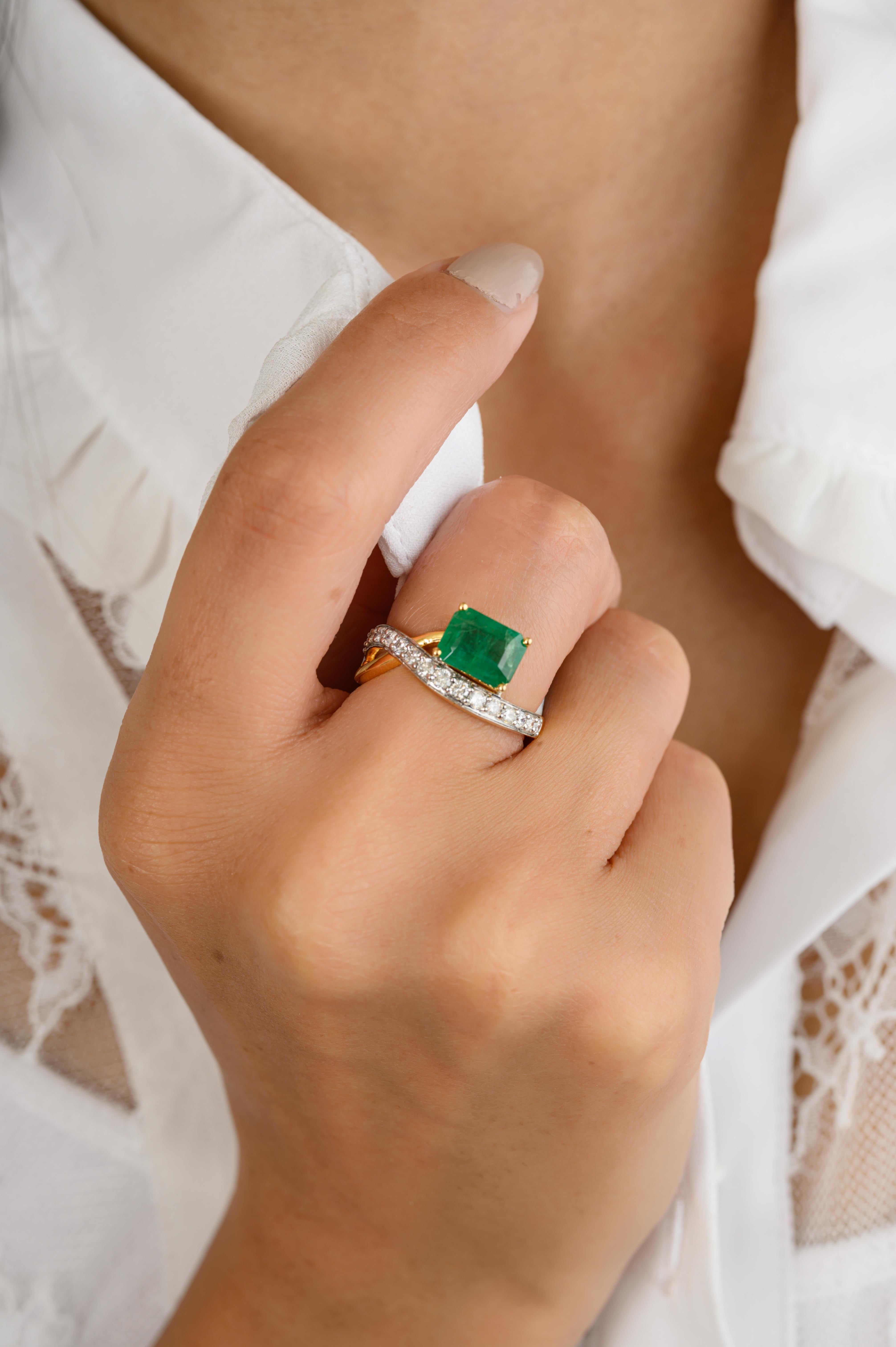 For Sale:  Genuine Emerald Diamond Wedding Ring for Women in 18k Solid Yellow Gold 6