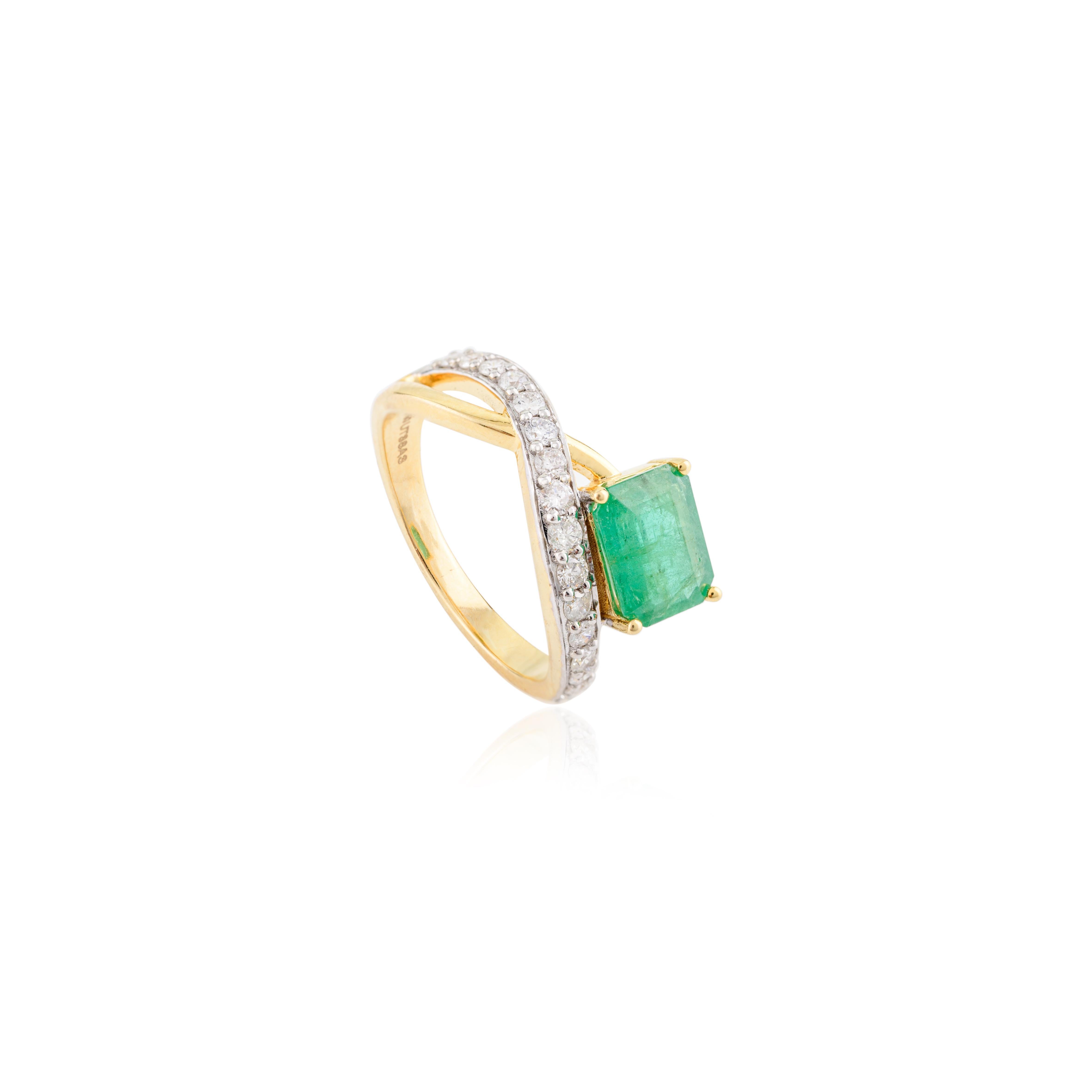 For Sale:  Genuine Emerald Diamond Wedding Ring for Women in 18k Solid Yellow Gold 8